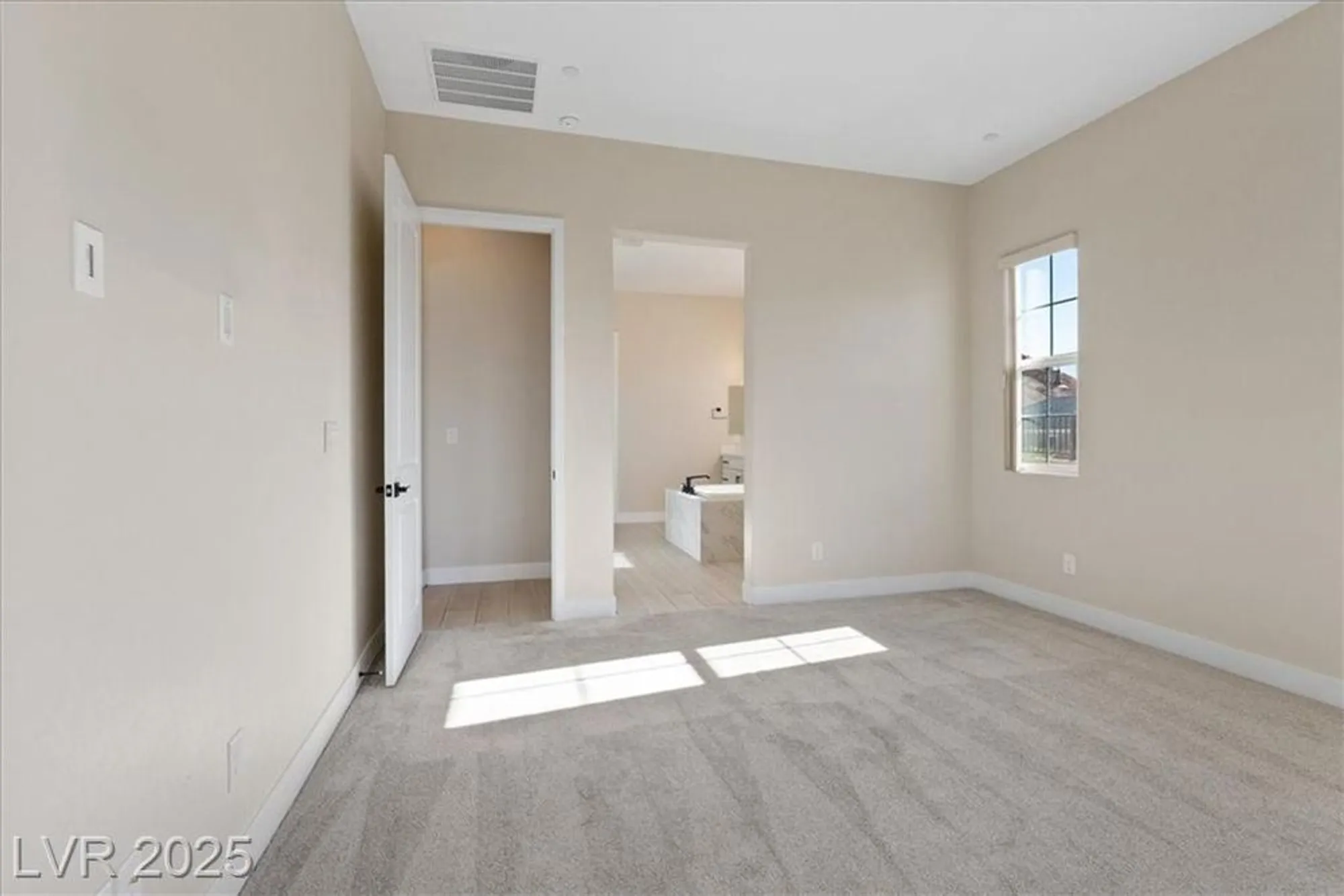 Property Slideshow image 17 of 35 | 85 cathedral wash pl, Henderson, NV, 89011