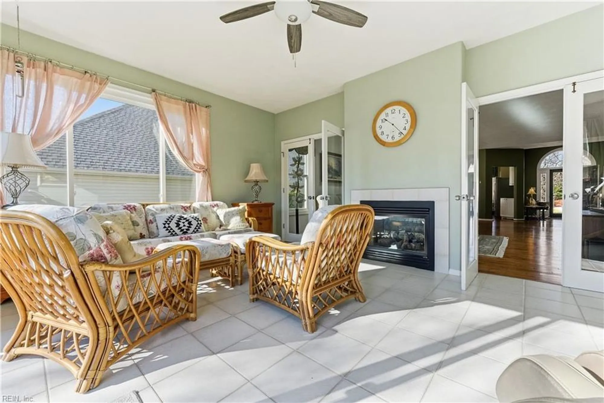 Property Slideshow image 6 of 44 | 3237 gallahad dr, Virginia Beach, VA, 23456