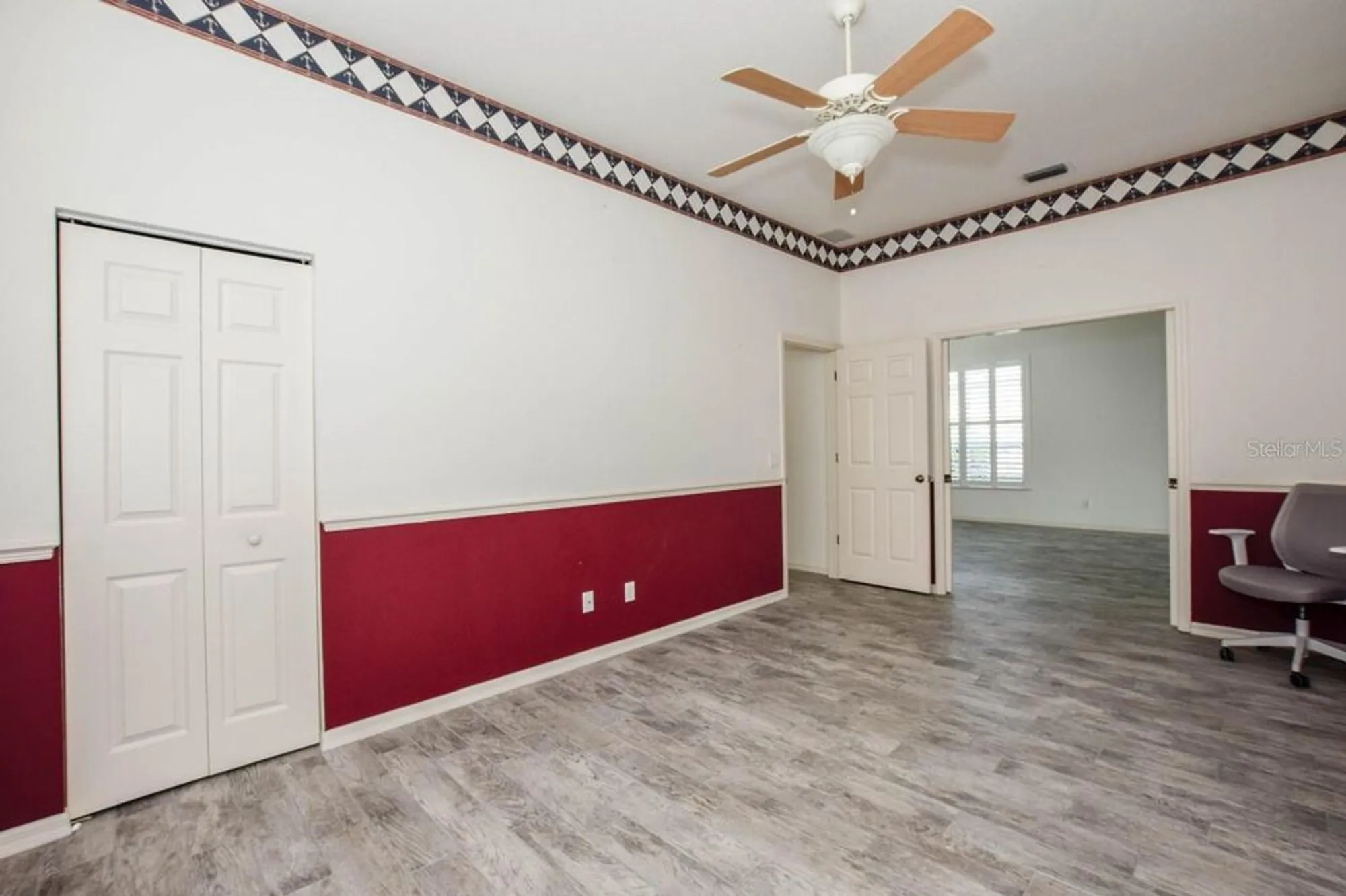 Property Slideshow image 21 of 63 | 834 montrose dr # 9, Venice, FL, 34293