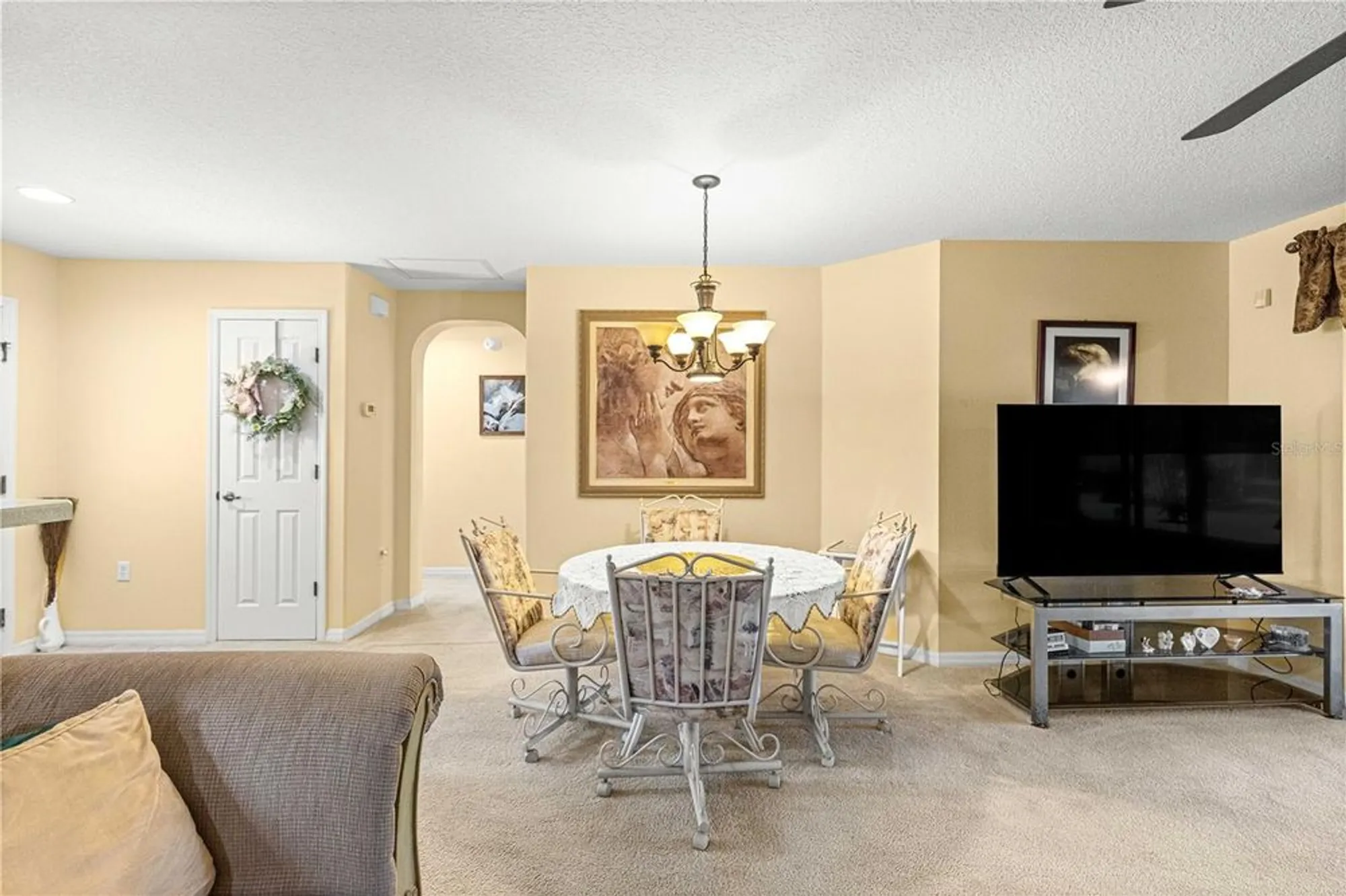 Property Slideshow image 9 of 41 | 7975 sw 83rd pl, Ocala, FL, 34476