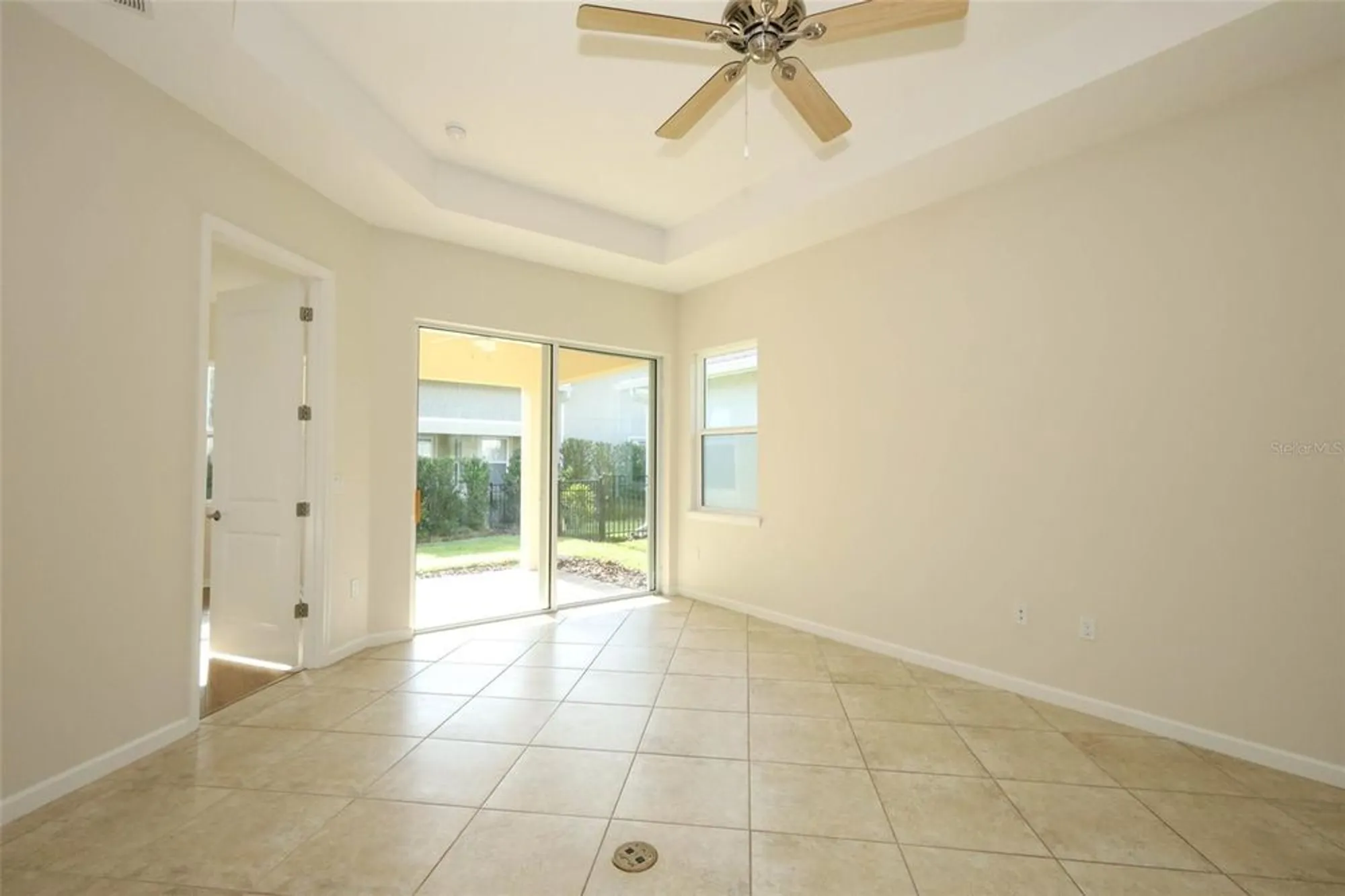 Property Slideshow image 16 of 43 | 1677 victoria gardens dr, Deland, FL, 32724
