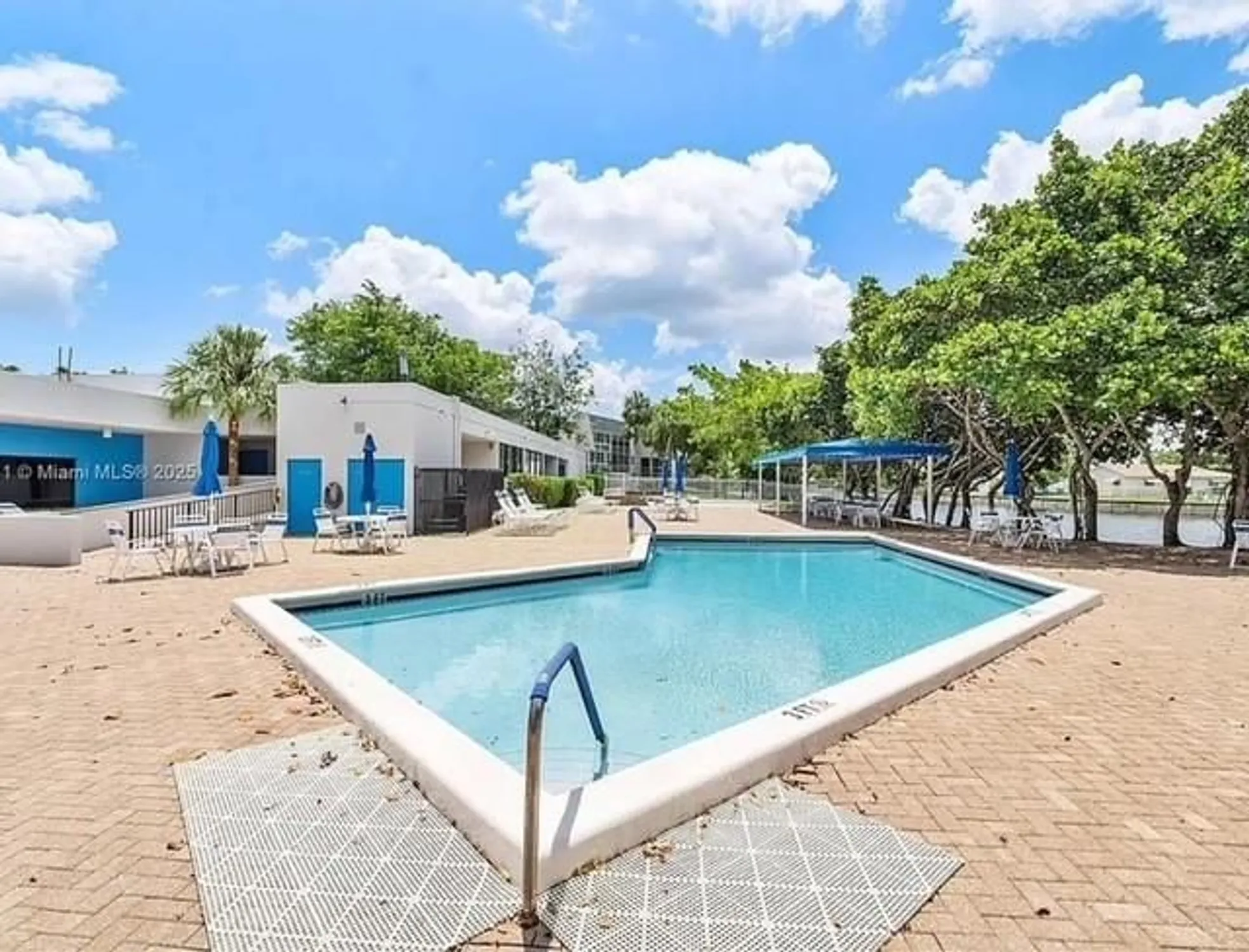 Property Slideshow image 16 of 16 | 9401 lime bay blvd apt 114, Tamarac, FL, 33321