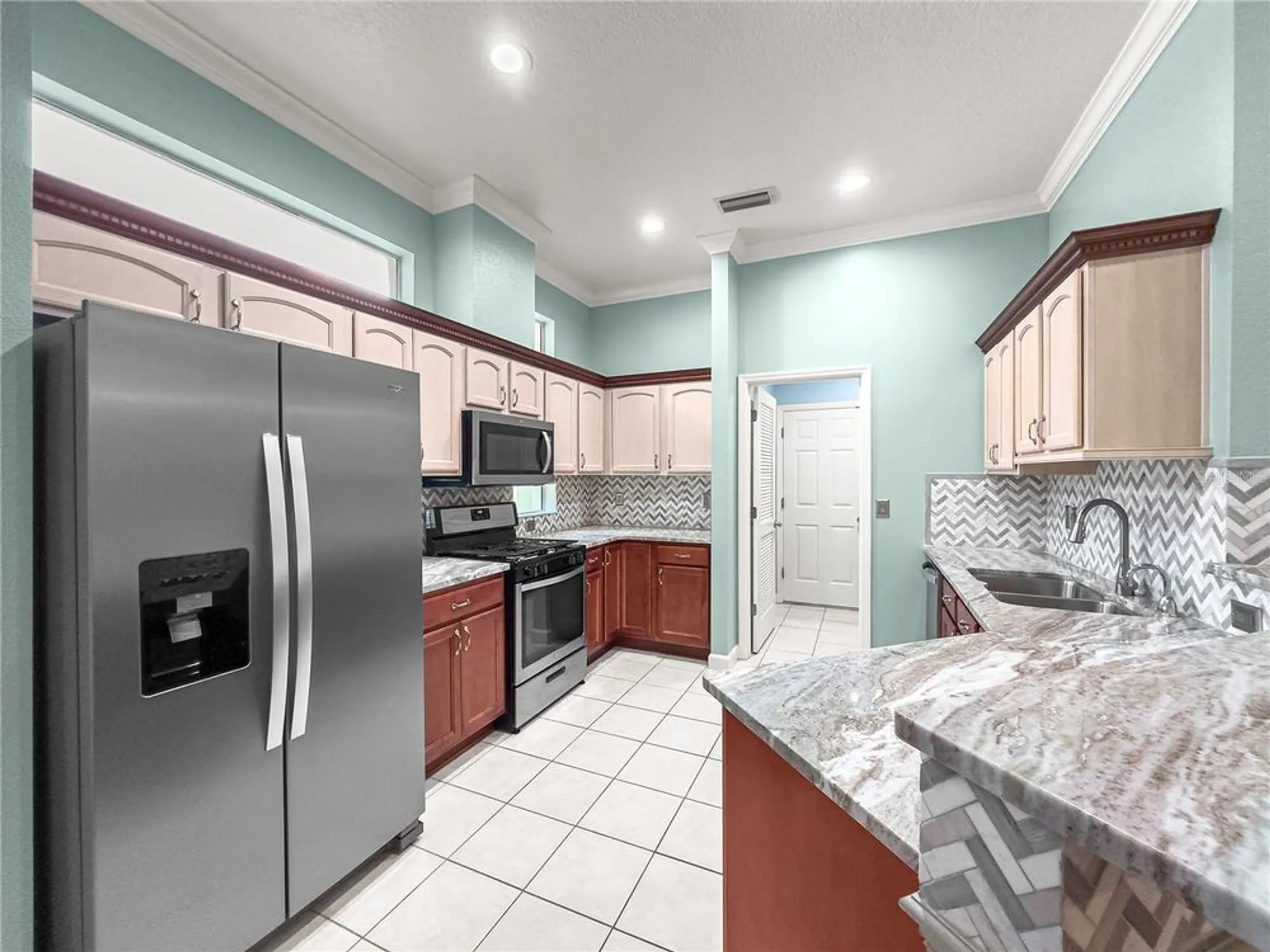 Property Slideshow image 16 of 59 | 8045 waterbury way, Mount Dora, FL, 32757