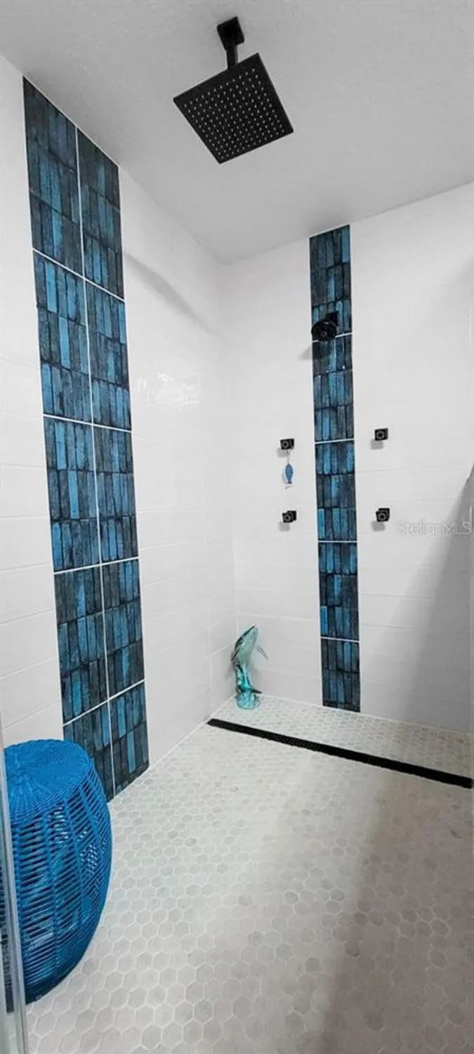 Property Slideshow image 34 of 52 | 1809 wolf laurel dr, Sun City Center, FL, 33573