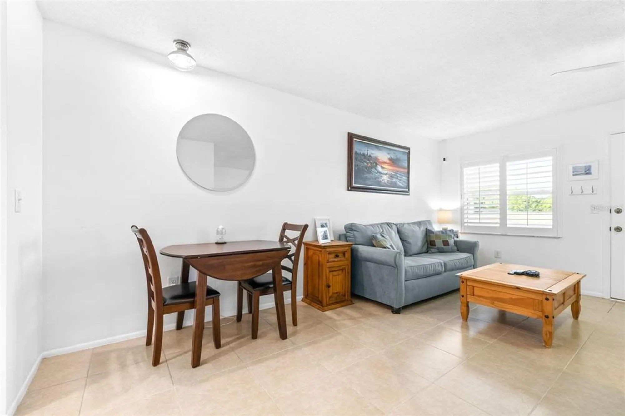 Property Slideshow image 9 of 33 | 1250 s pinellas ave apt 711, Tarpon Springs, FL, 34689