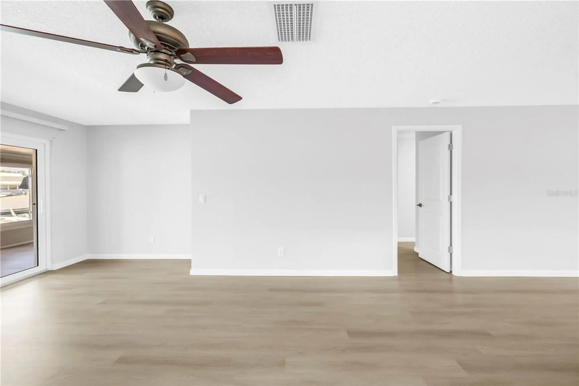 Property Slideshow image 30 of 97 | 433 boca ciega point blvd s # 1012, St Petersburg, FL, 33708