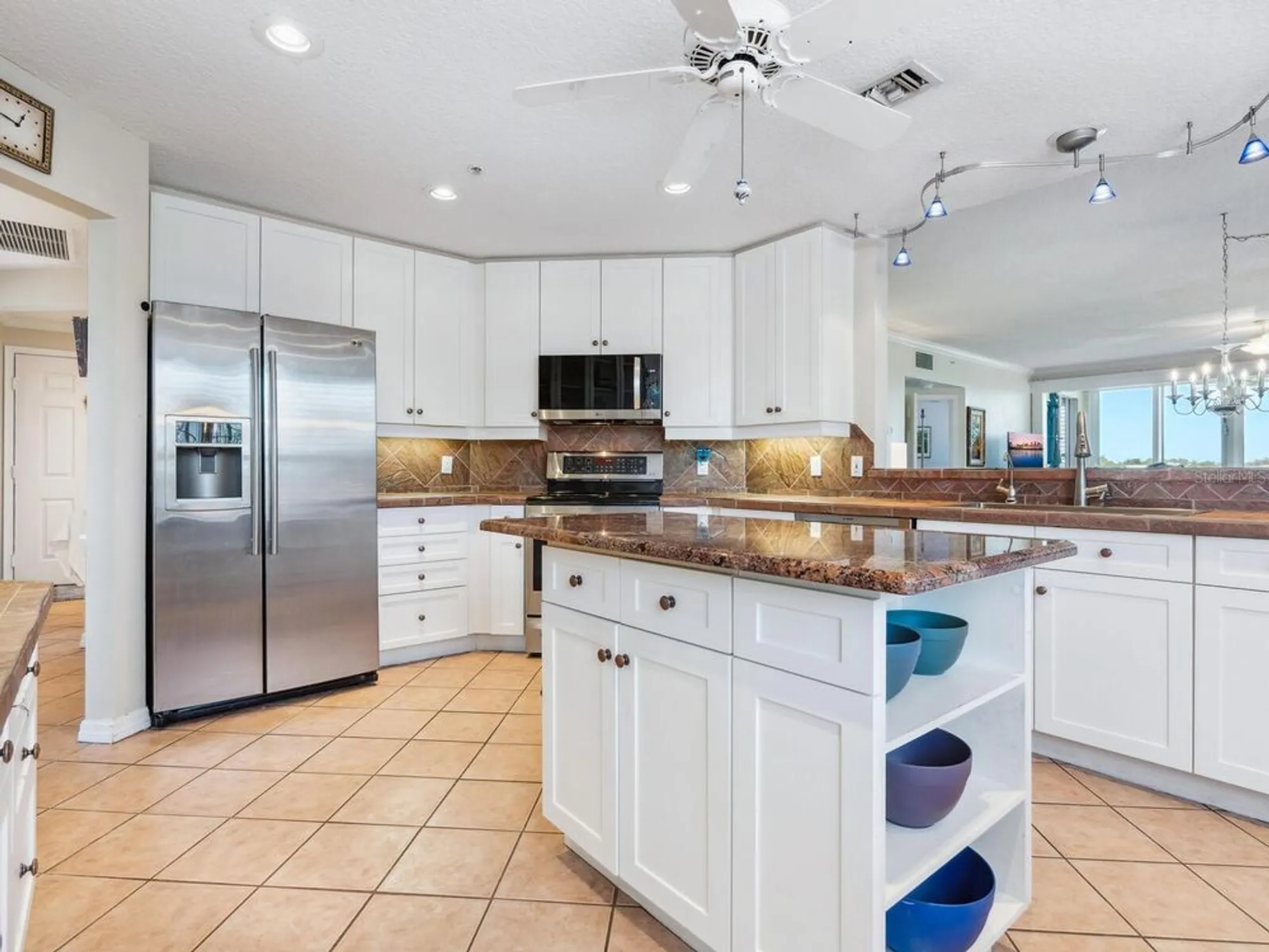 Property Slideshow image 20 of 59 | 5420 eagles point cir 106, Sarasota, FL, 34231