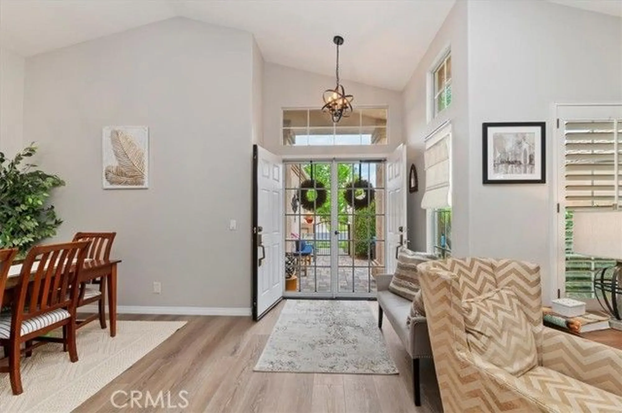 Property Slideshow image 7 of 59 | 23975 via pamilla, Murrieta, CA, 92562