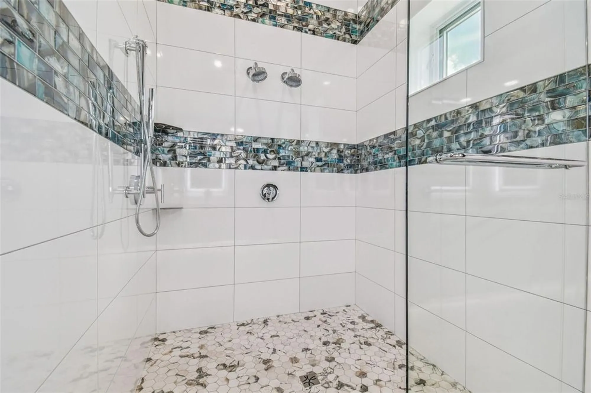 Property Slideshow image 16 of 100 | 29171 ginnetto dr, Wesley Chapel, FL, 33543