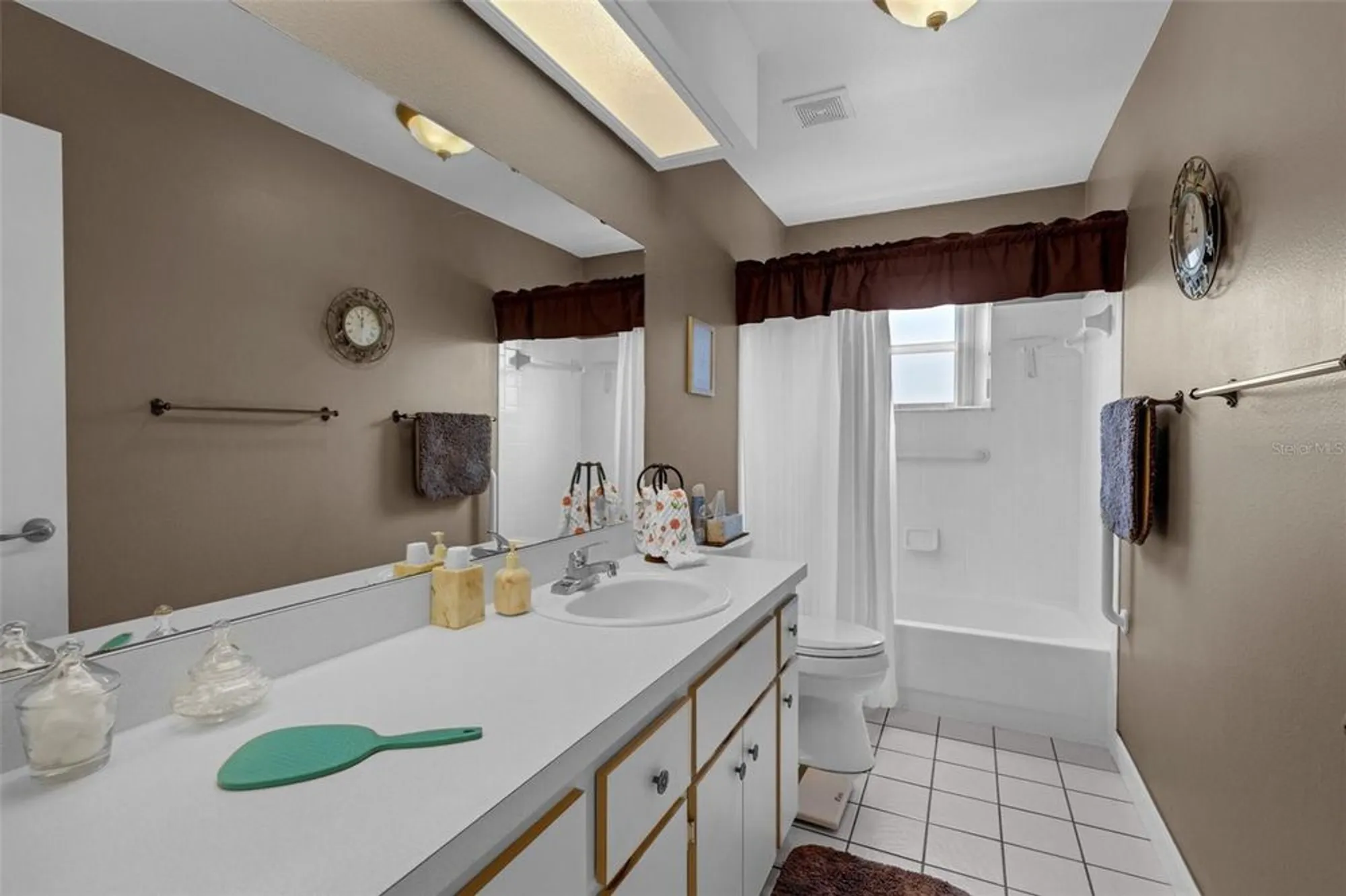 Property Slideshow image 19 of 33 | 6033 wade st, Leesburg, FL, 34748