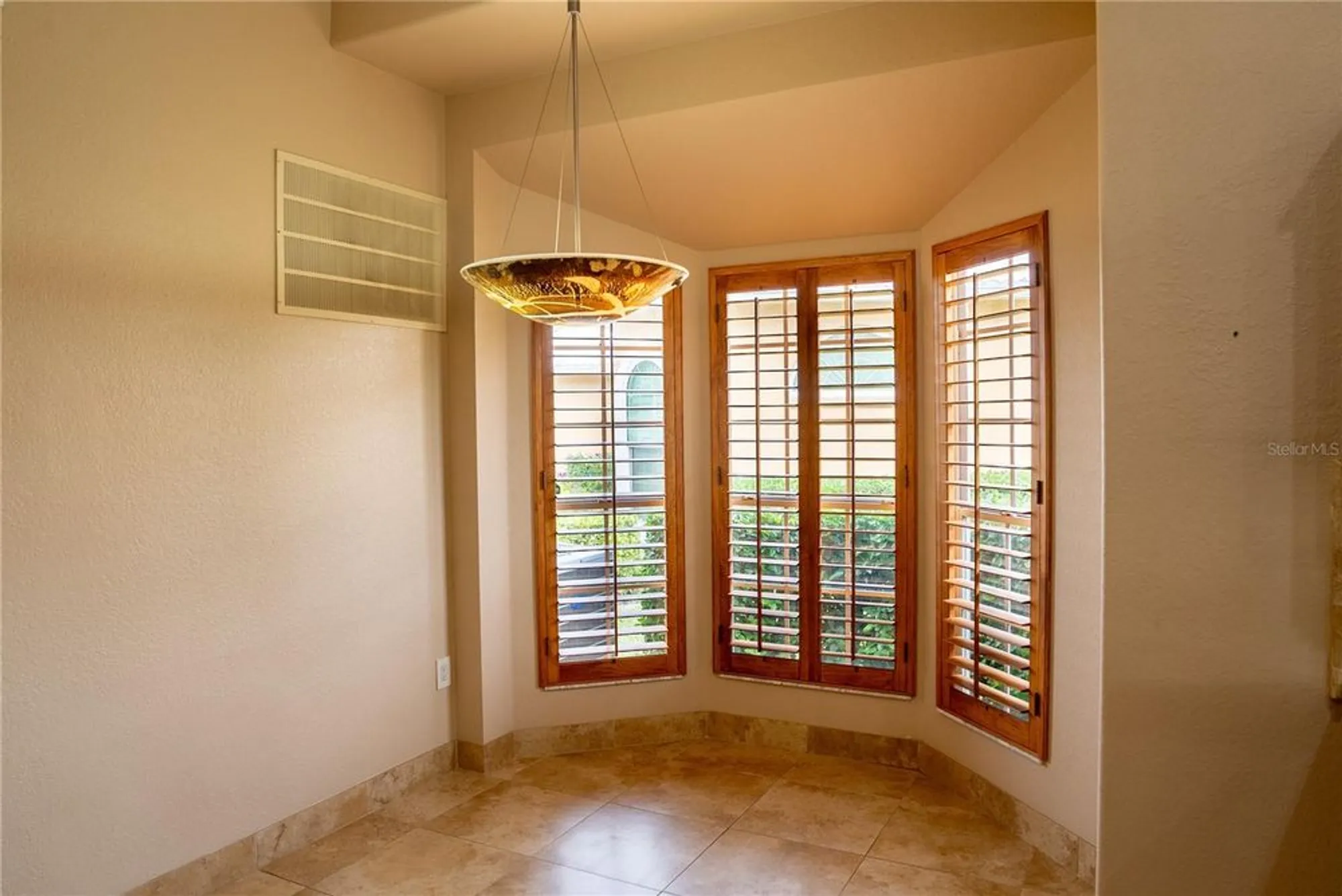 Property Slideshow image 15 of 37 | 326 saint george ct 14, Venice, FL, 34293