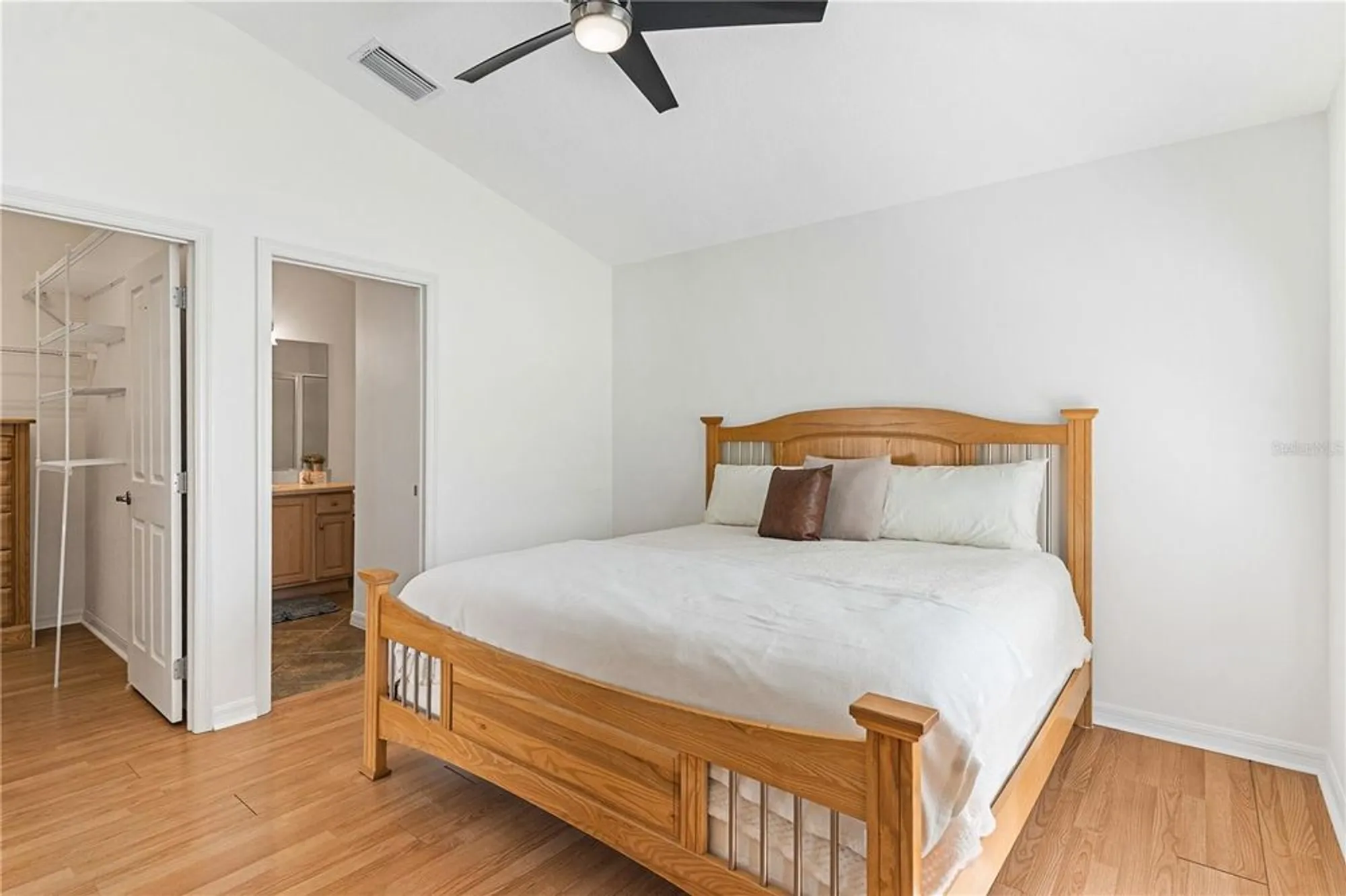 Property Slideshow image 7 of 30 | 17086 se 75th wickson ct, The Villages, FL, 32162