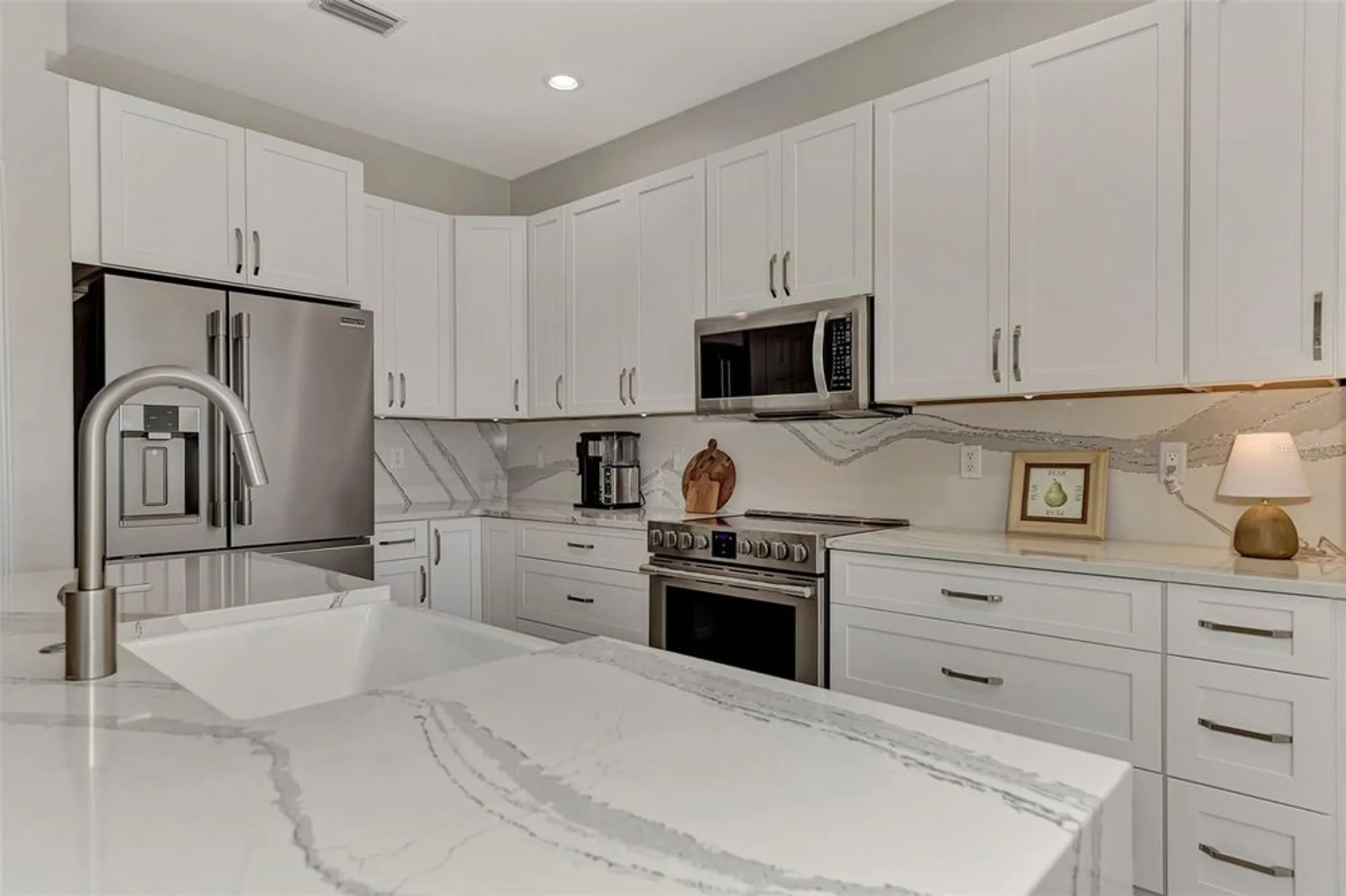 Property Slideshow image 24 of 53 | 20619 capello dr, Venice, FL, 34292