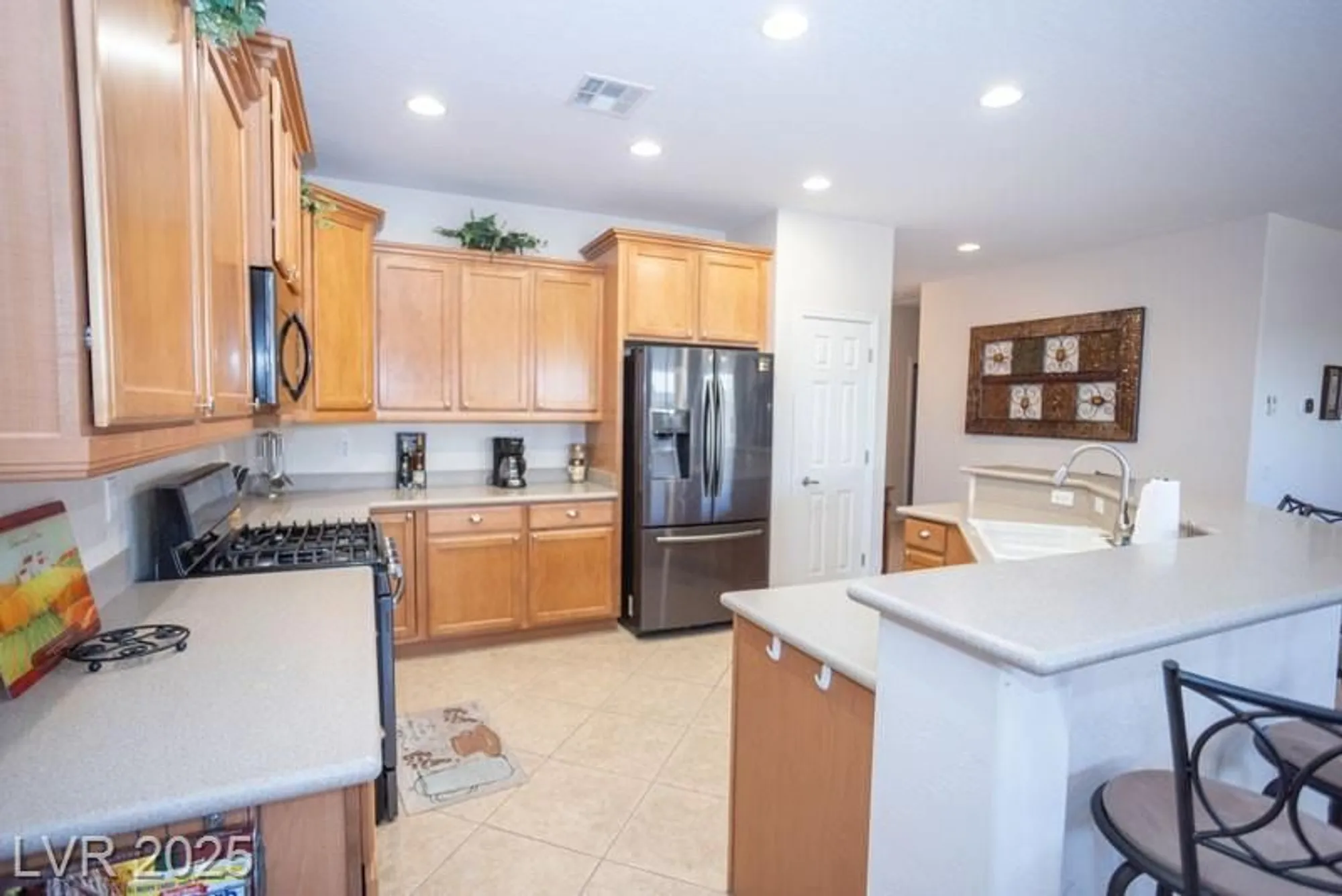 Property Slideshow image 15 of 43 | 5935 saddle horse ave, Las Vegas, NV, 89122