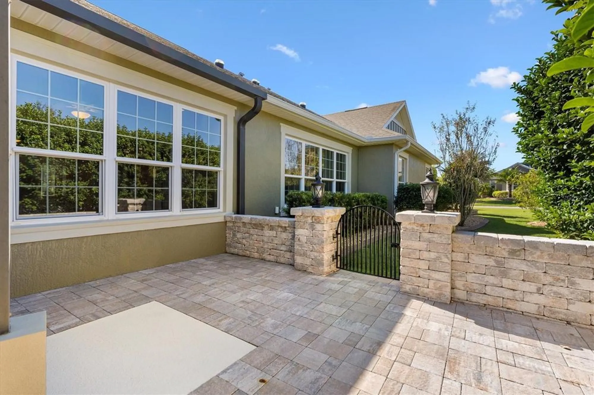 Property Slideshow image 53 of 66 | 981 iron oak way, The Villages, FL, 32163