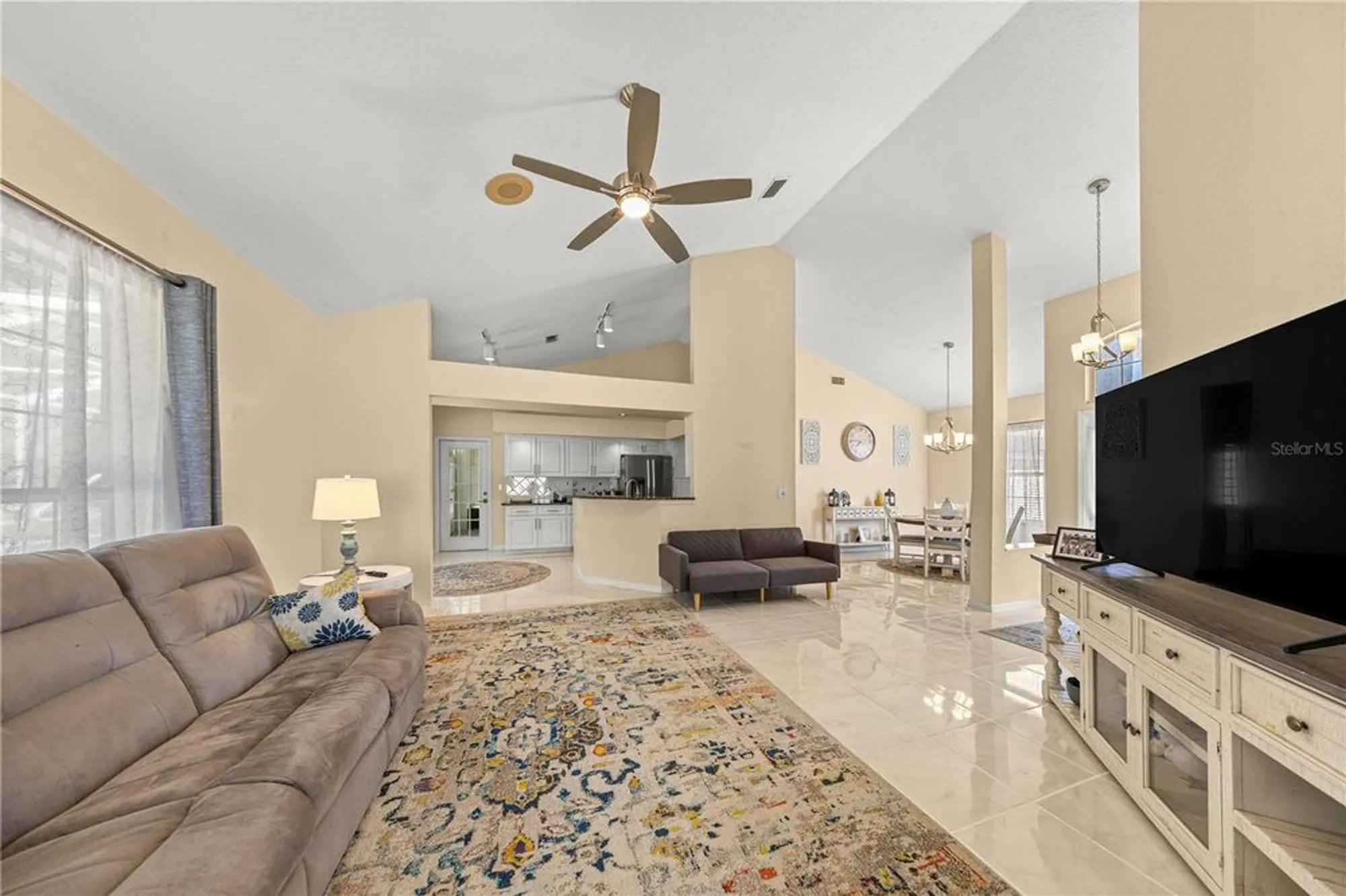 Property Slideshow image 7 of 40 | 11594 sw 75th cir, Ocala, FL, 34476