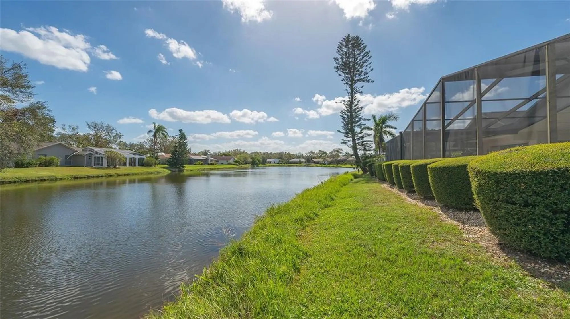 Property Slideshow image 48 of 87 | 5692 country lakes dr, Sarasota, FL, 34243