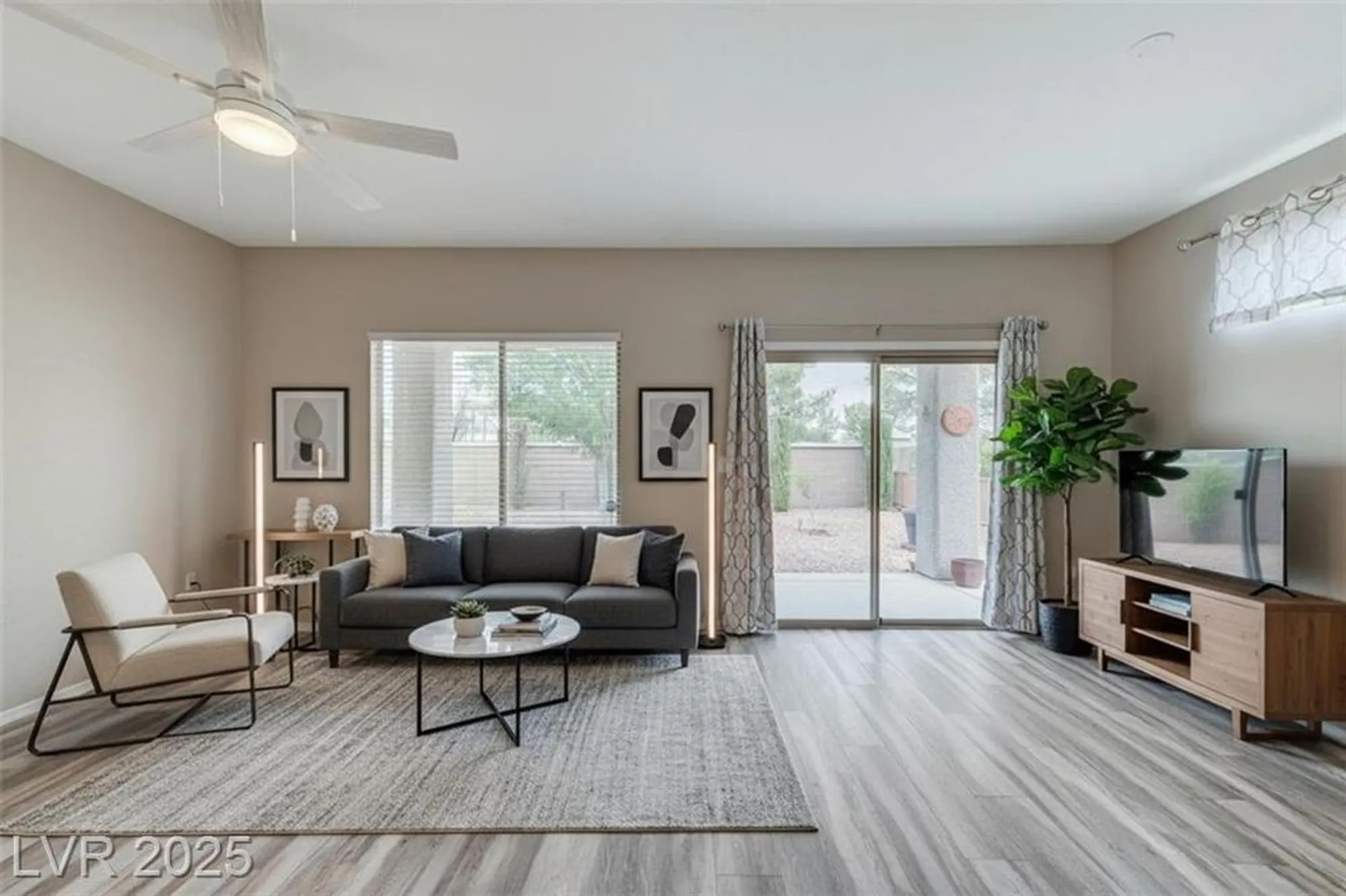 Property Slideshow image 8 of 93 | 2160 tiger links dr, Henderson, NV, 89012