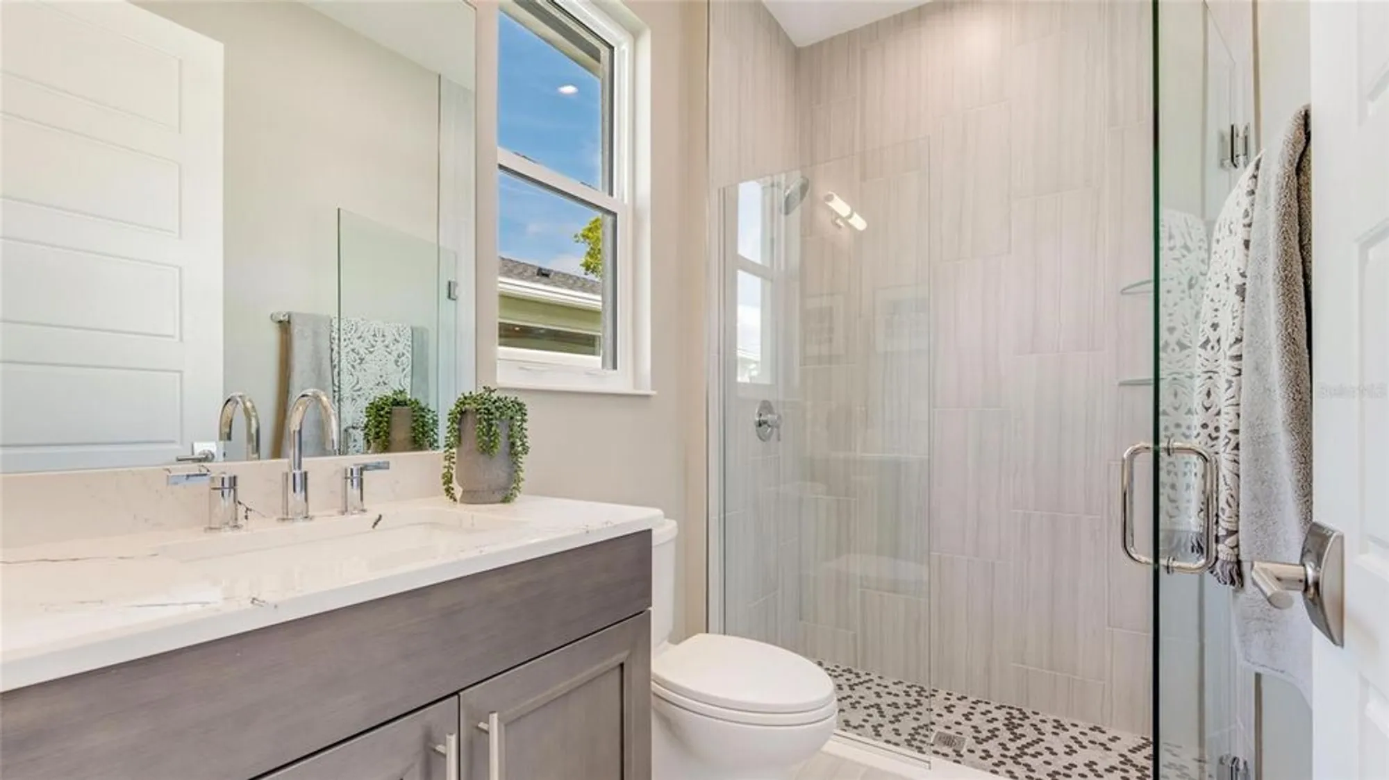 Property Slideshow image 21 of 30 | 1322 savoy ln, Deland, FL, 32724