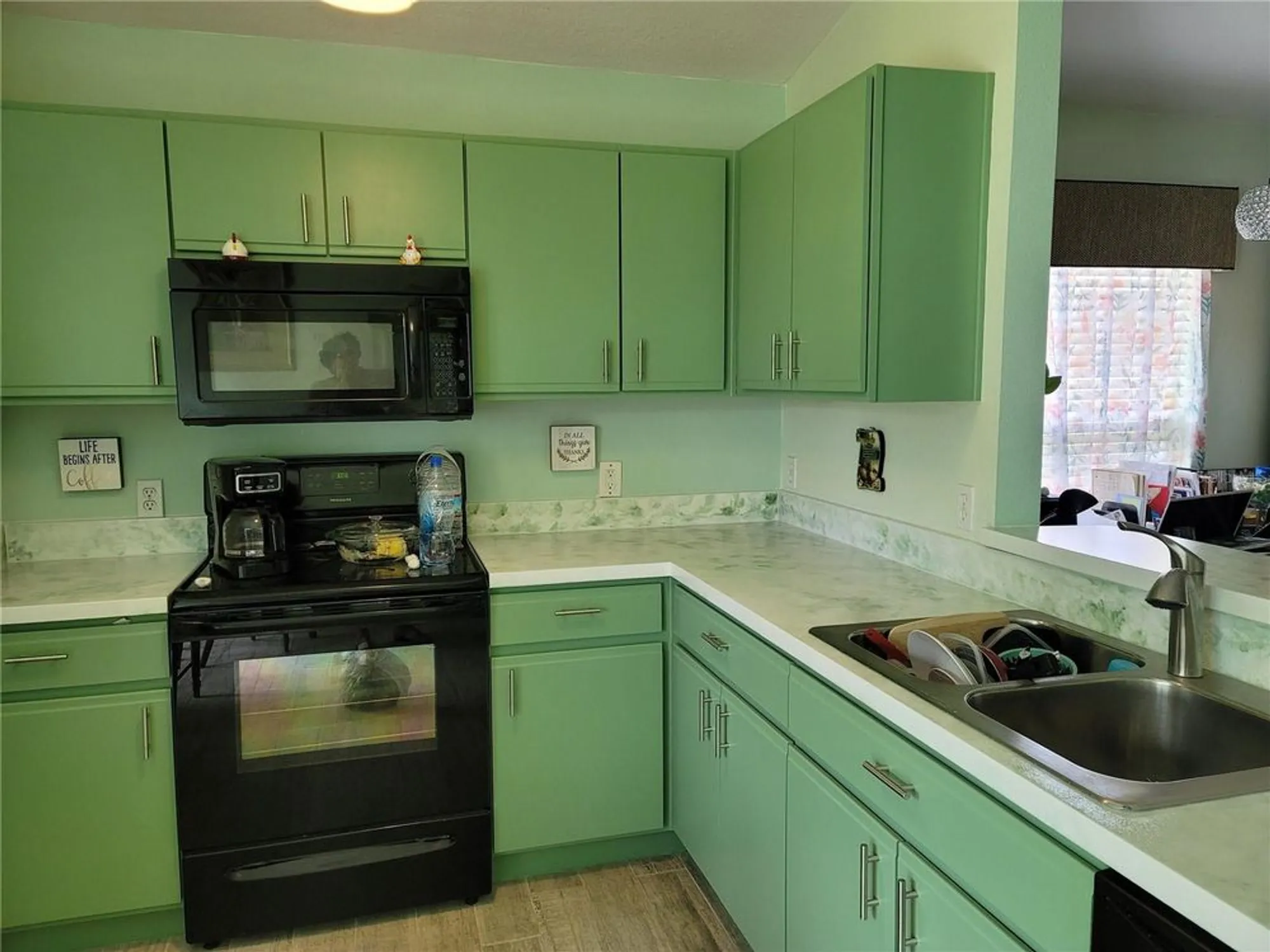 Property Slideshow image 7 of 24 | 627 vineyard way, Poinciana, FL, 34759