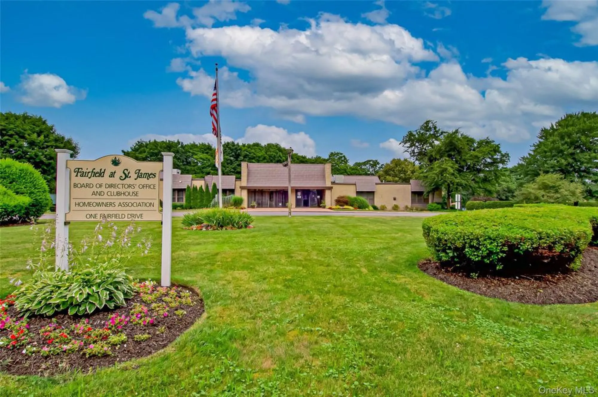 Property Slideshow image 26 of 31 | 705 cabot ct, Saint James, NY, 11780