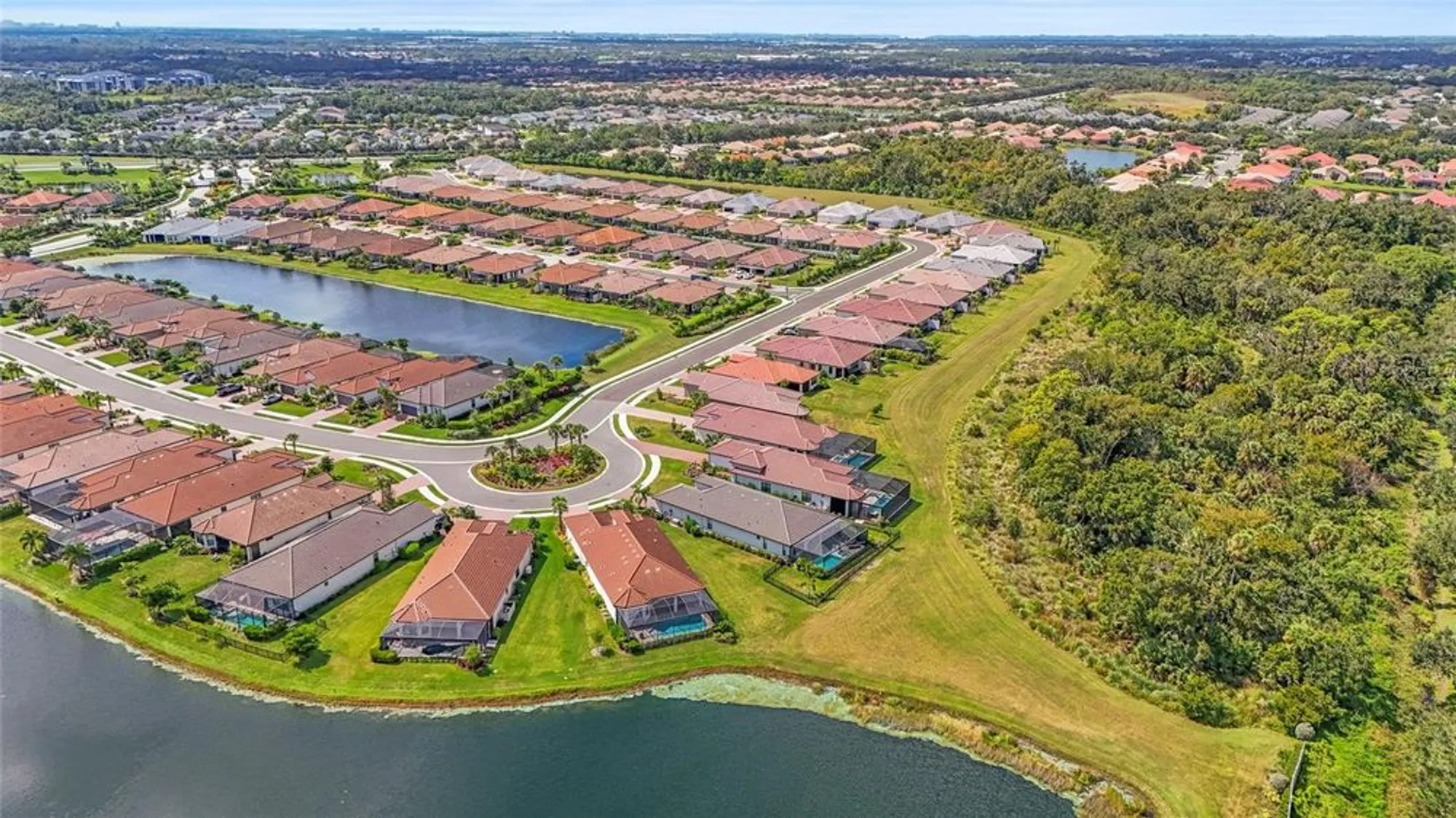 Property Slideshow image 53 of 86 | 6195 mesa gln, Bradenton, FL, 34203