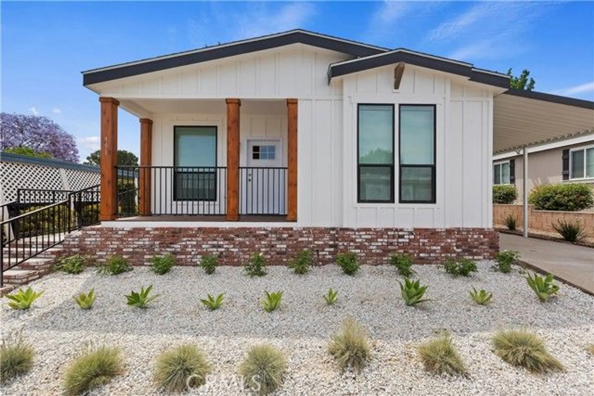 Property Slideshow image 5 of 38 | 991 norwich way, Corona, CA, 92882