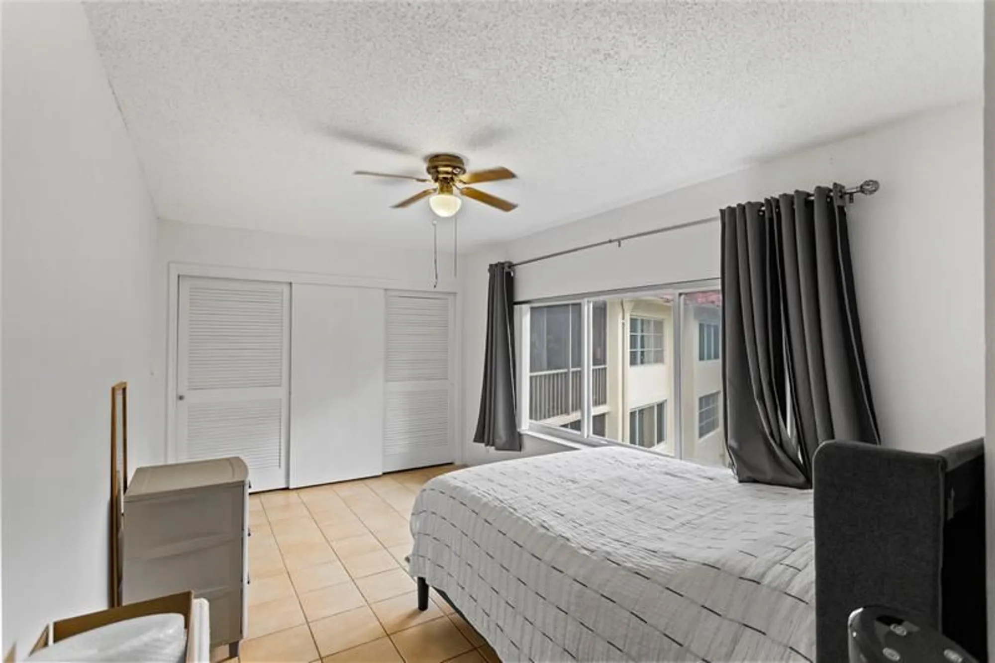 Property Slideshow image 23 of 44 | 8990 s hollybrook blvd 305, Pembroke Pines, FL, 33025