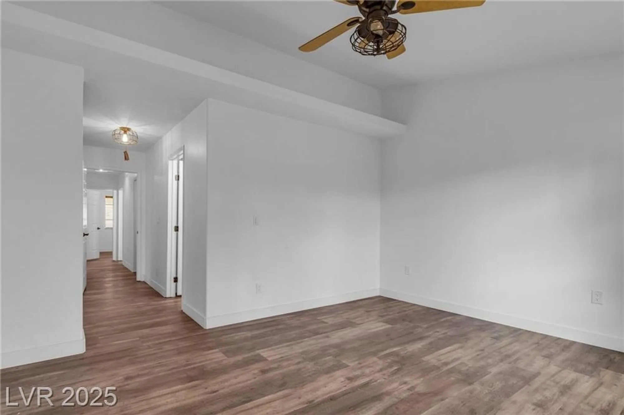 Property Slideshow image 12 of 17 | 2851 s valley view blvd 1098, Las Vegas, NV, 89102