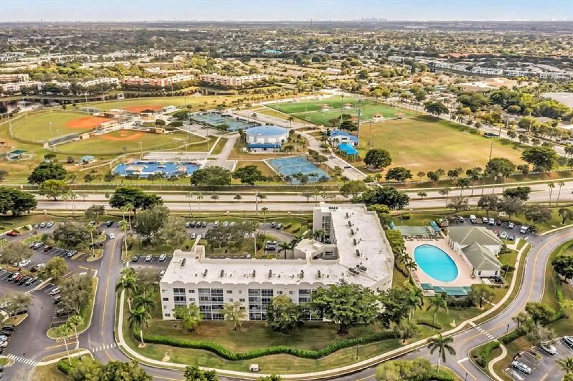 Property Slideshow image 60 of 82 | 7775 southampton ter 405, Tamarac, FL, 33321