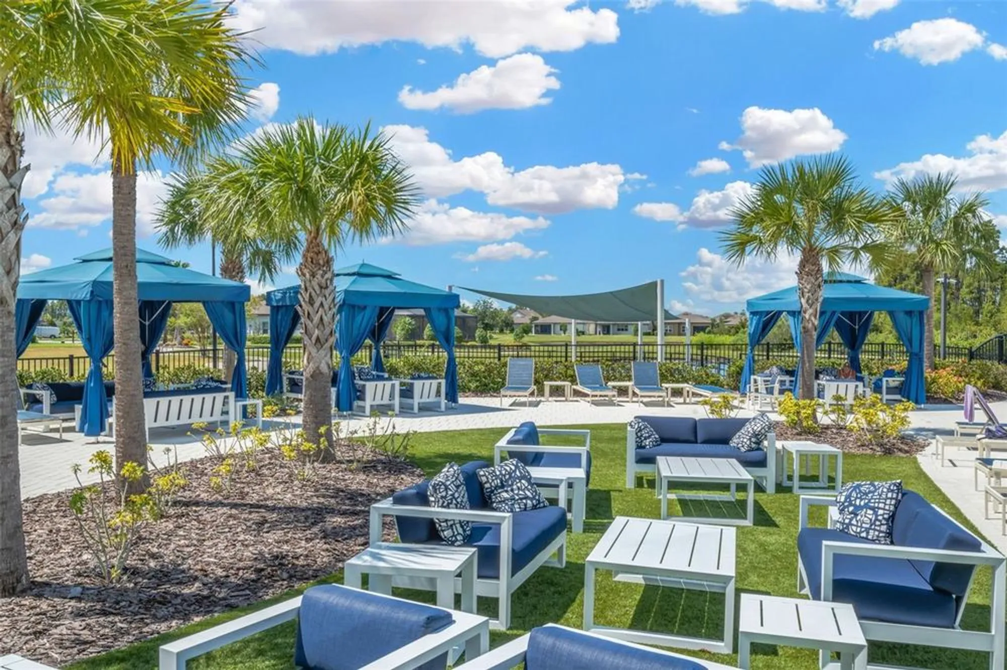 Property Slideshow image 53 of 70 | 19494 sea glass cir, Land O Lakes, FL, 34638