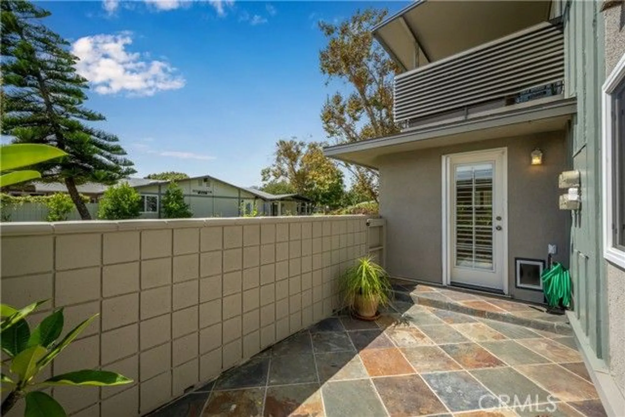 Property Slideshow image 7 of 43 | 1920 mckinney way apt 17a, Seal Beach, CA, 90740