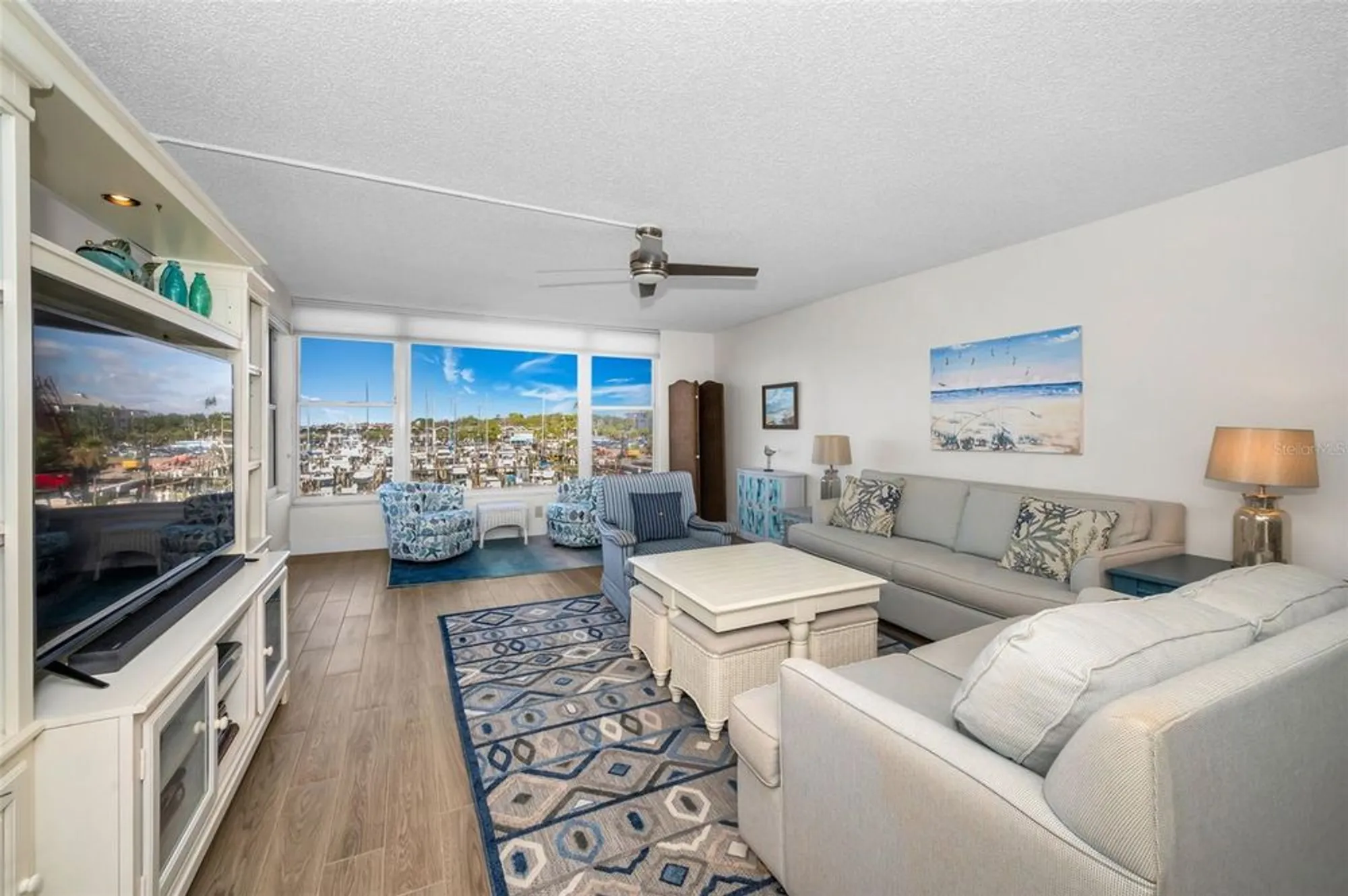 Property Slideshow image 4 of 23 | 634 edgewater dr 348, Dunedin, FL, 34698