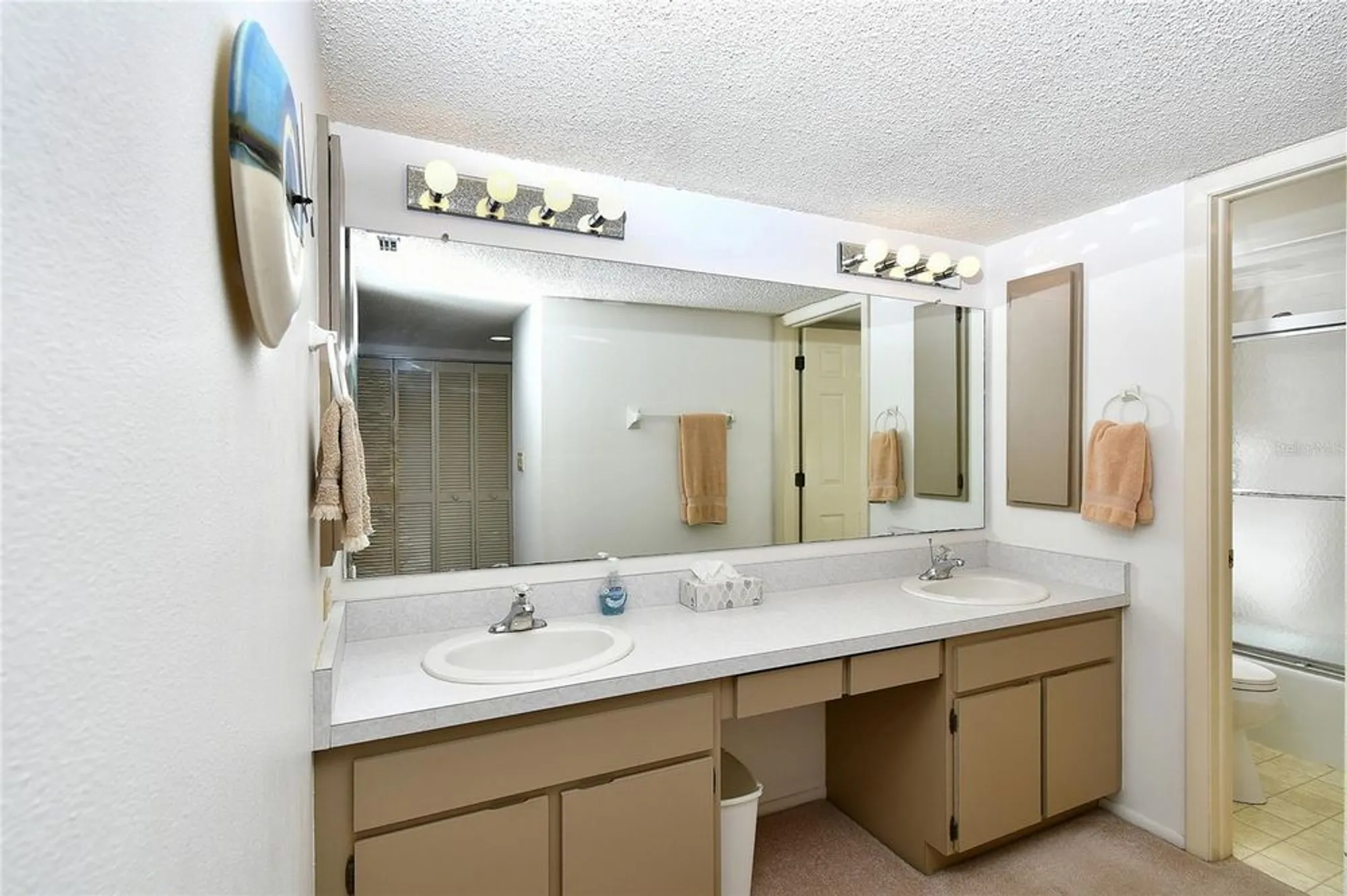 Property Slideshow image 22 of 36 | 601 islamorada blvd apt 24b, Punta Gorda, FL, 33955