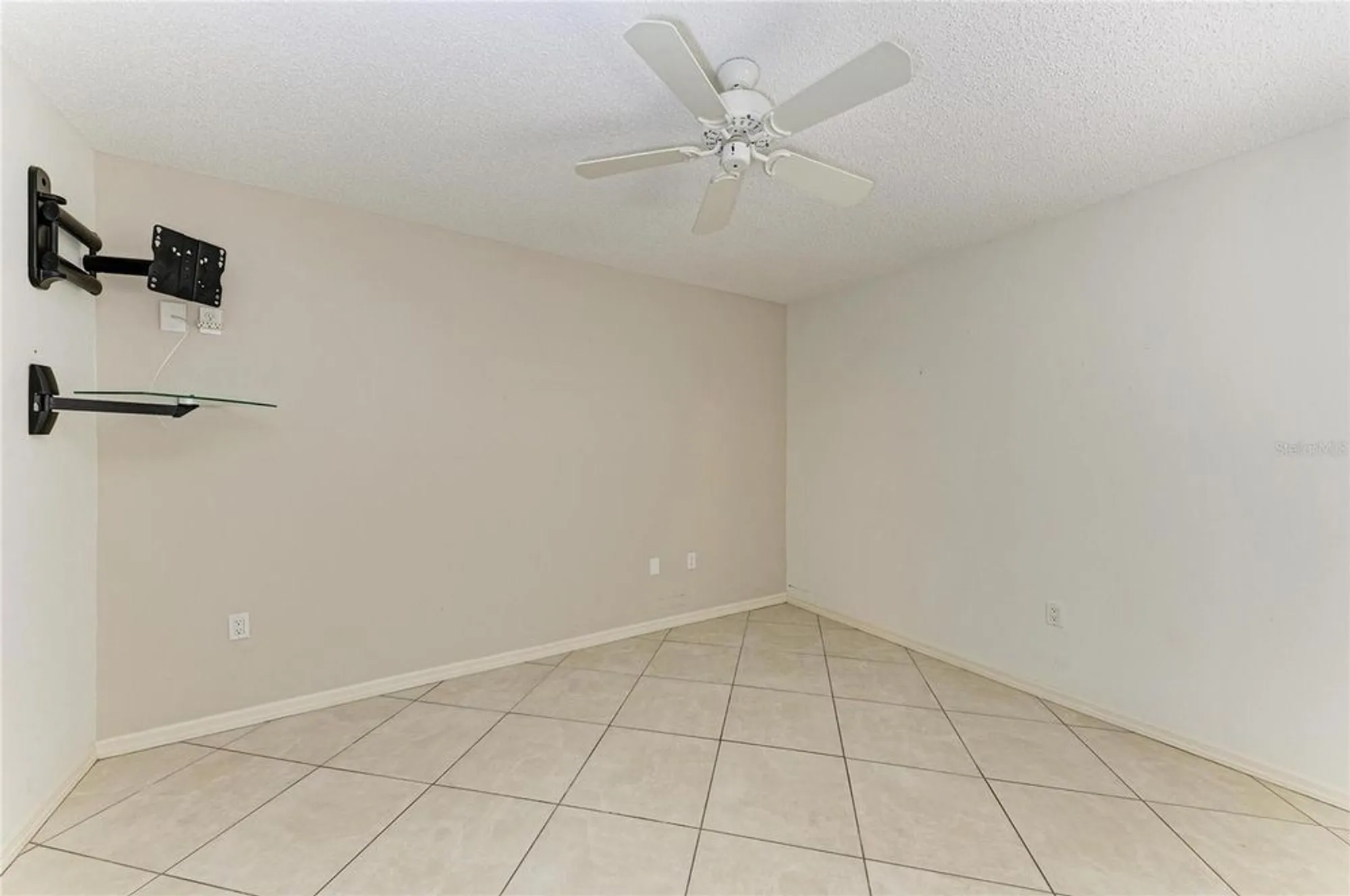 Property Slideshow image 26 of 62 | 101 southampton pl 248, Venice, FL, 34293