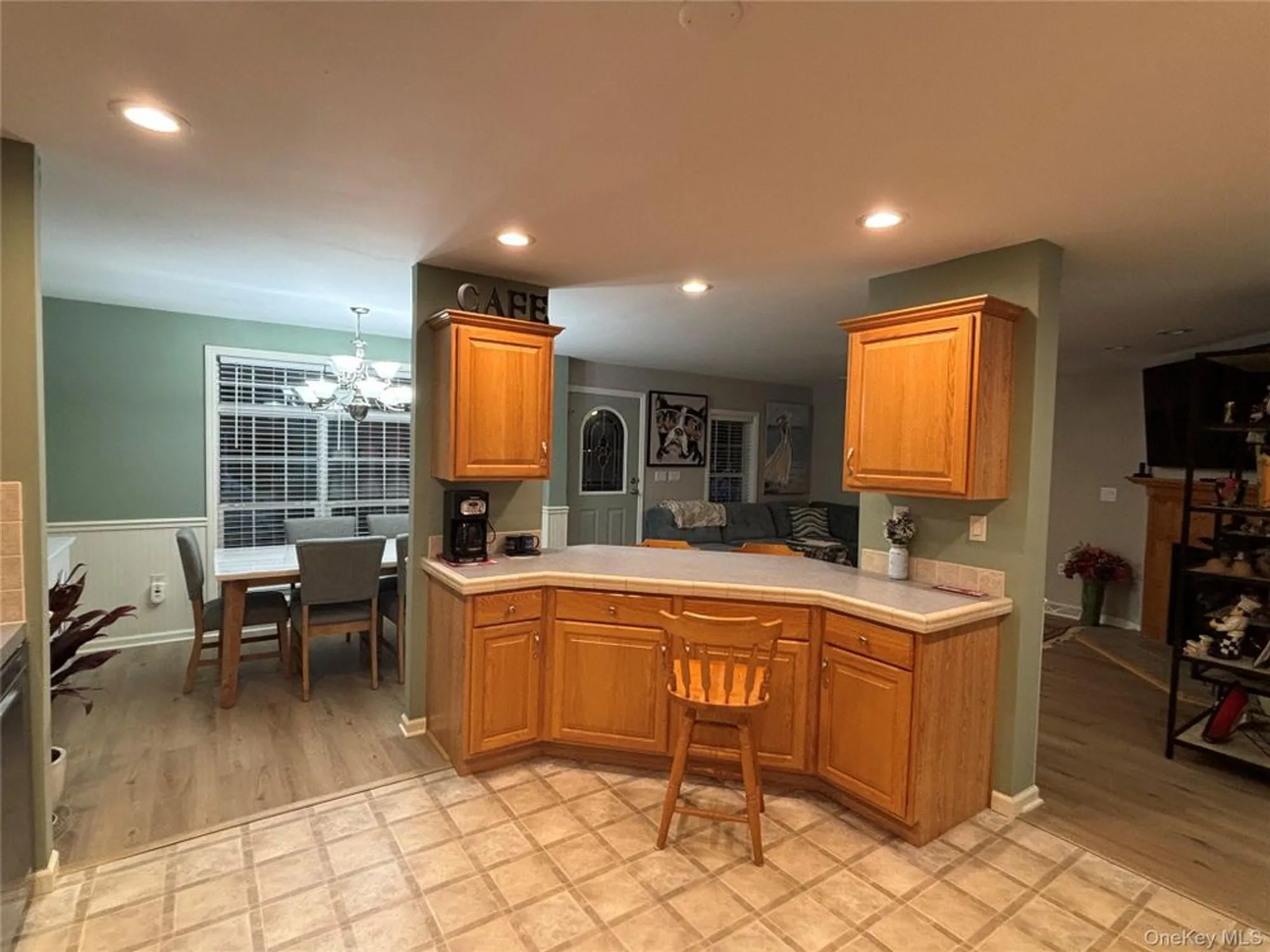 Property Slideshow image 16 of 45 | 1661 old country rd 506, Riverhead, NY, 11901