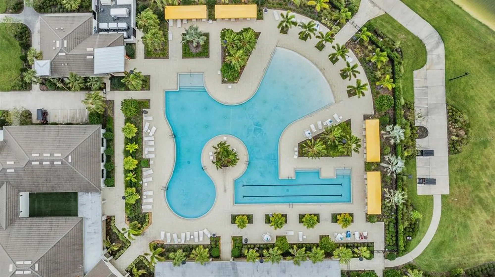 Property Slideshow image 45 of 93 | 10935 gable dig loop, San Antonio, FL, 33576