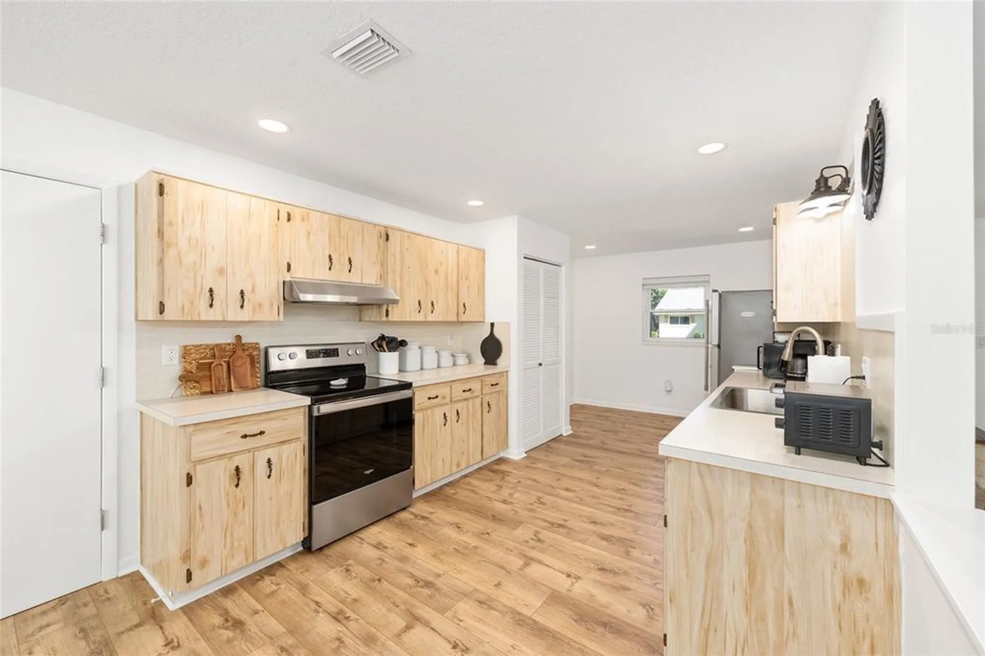 Property Slideshow image 20 of 35 | 8630 sw 94th ln a, Ocala, FL, 34481