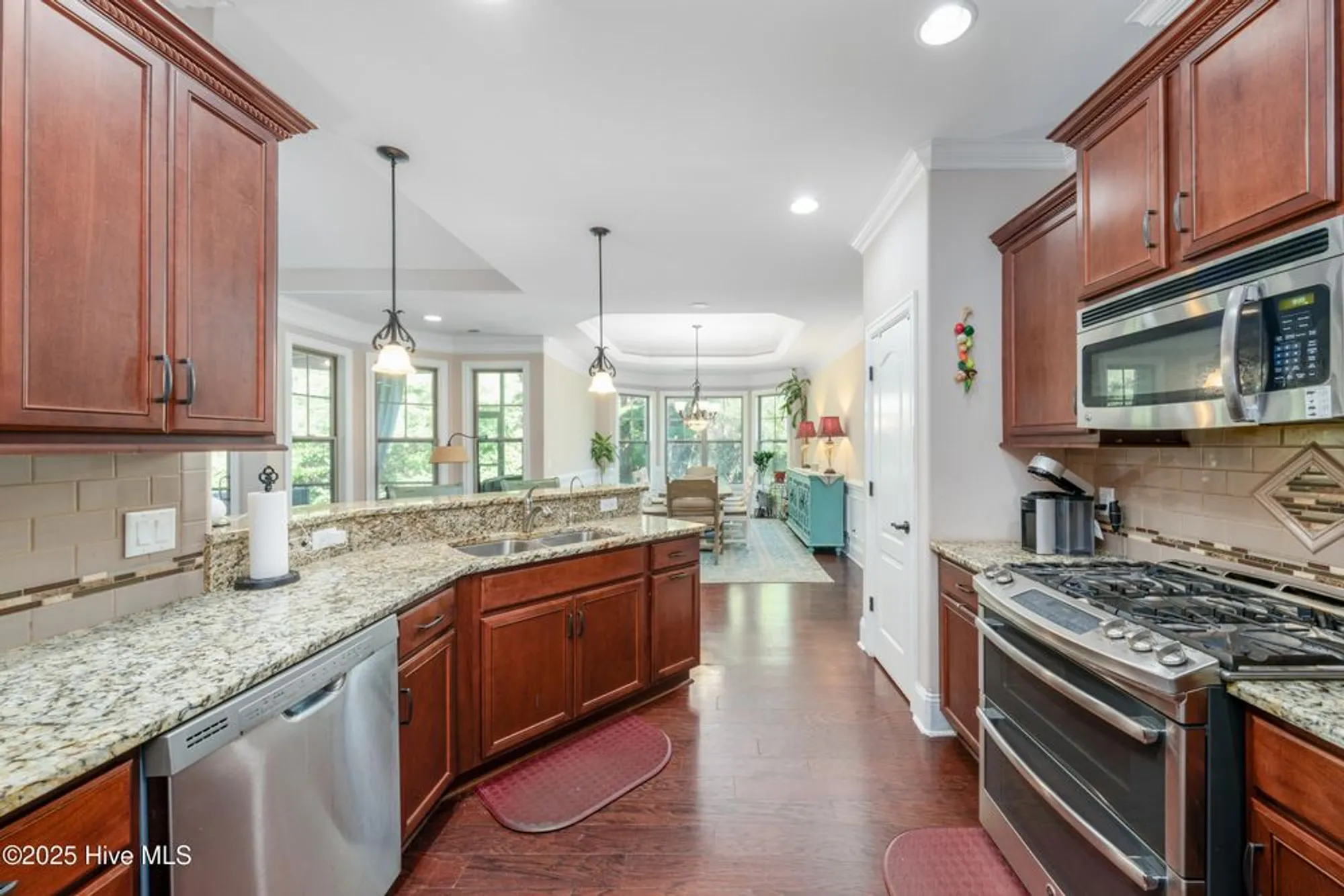 Property Slideshow image 6 of 43 | 2314 hickory bottom ct, Leland, NC, 28451