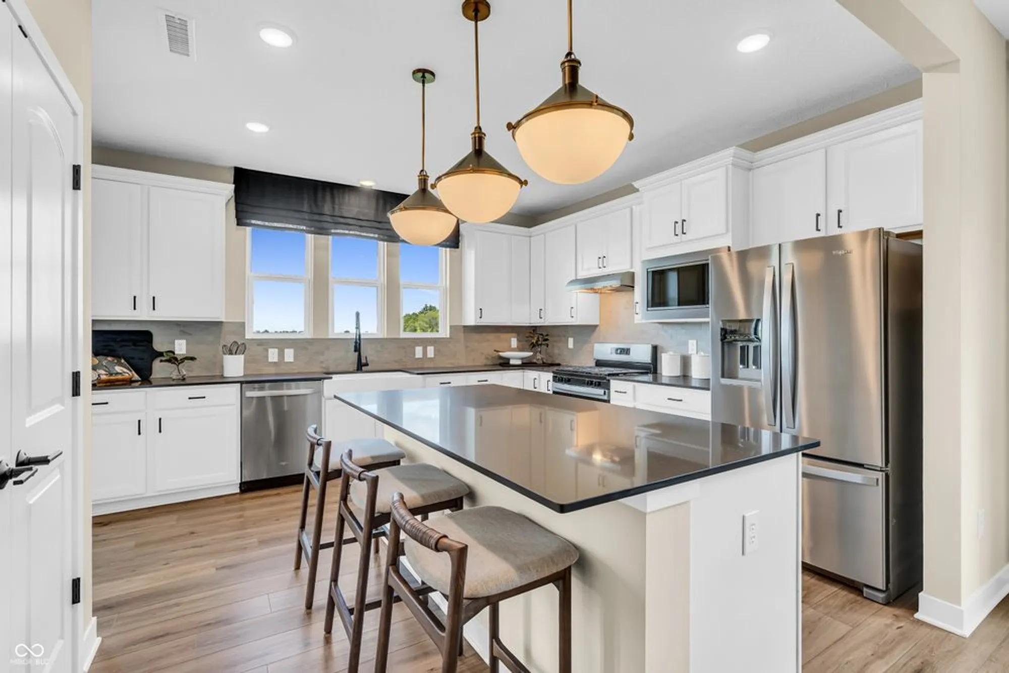 Property Slideshow image 9 of 31 | 13296 roundtop rd, Noblesville, IN, 46060