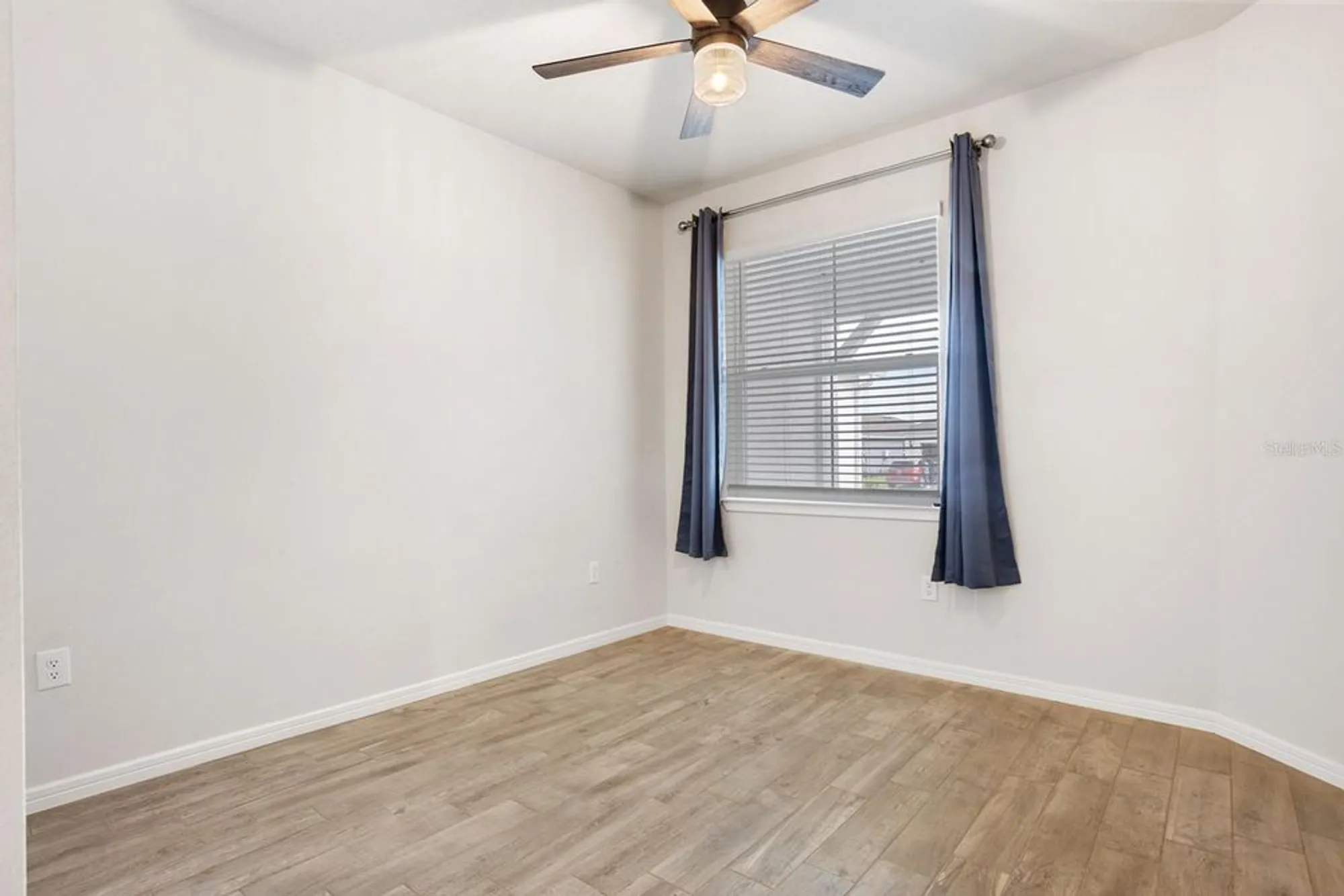 Property Slideshow image 13 of 40 | 2458 cliff way, Saint Cloud, FL, 34771