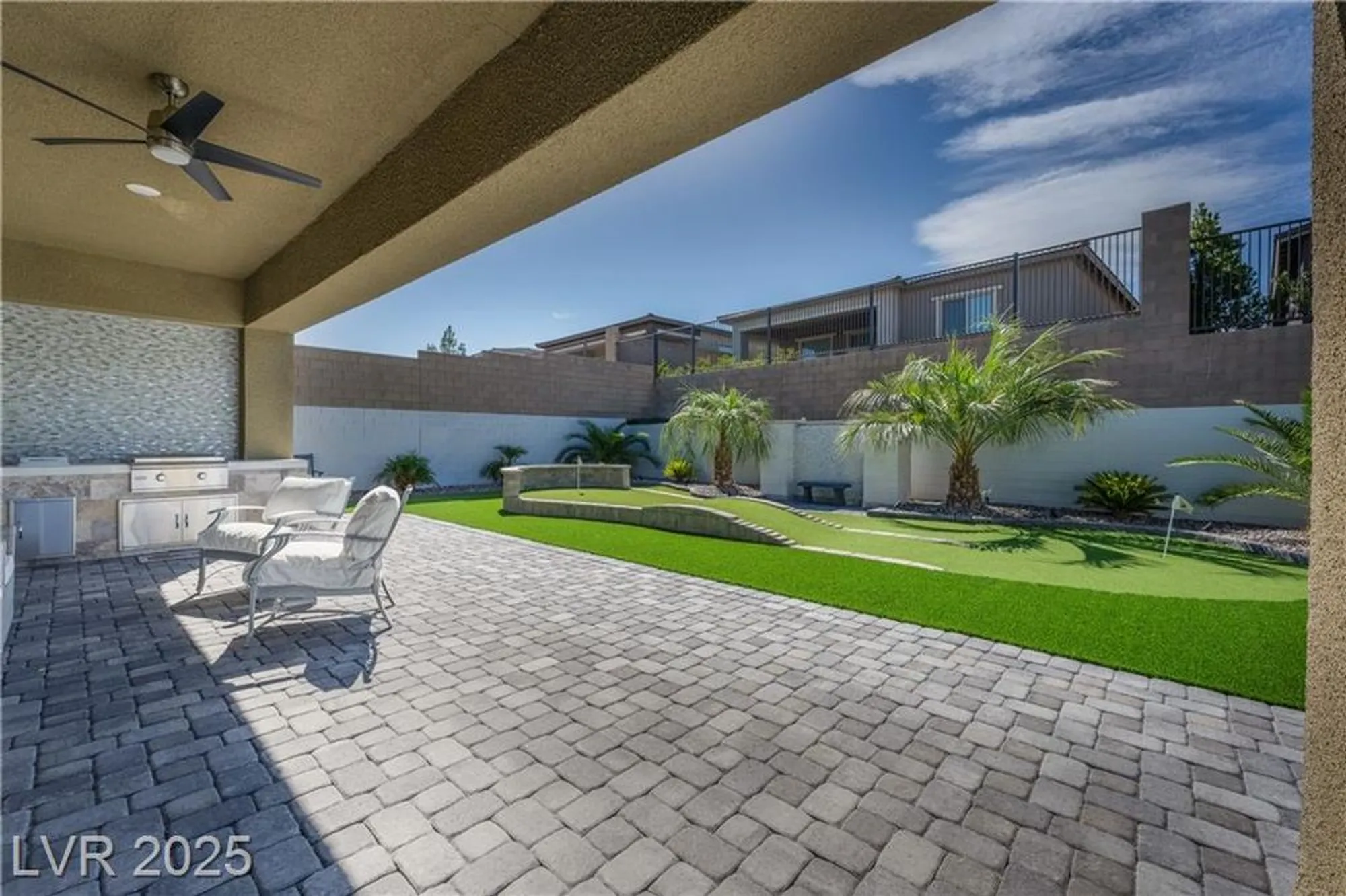 Property Slideshow image 20 of 44 | 12438 heritage bend dr, Las Vegas, NV, 89138