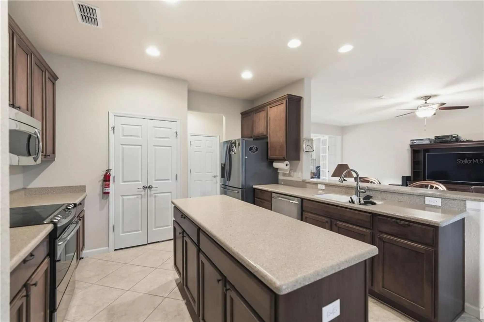 Property Slideshow image 9 of 30 | 6670 sw 97th terrace rd, Ocala, FL, 34481