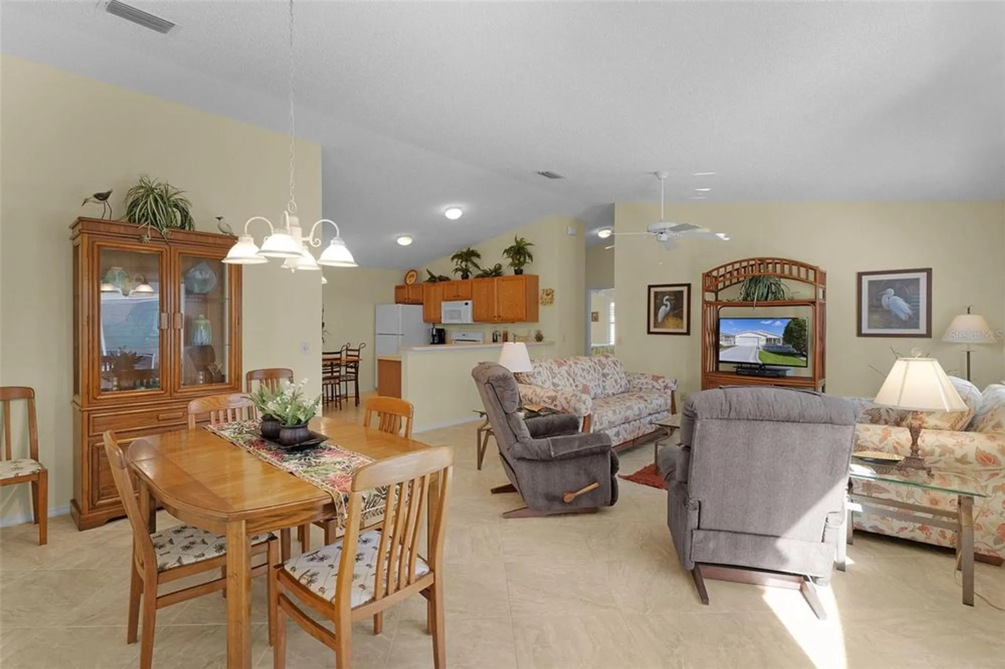 Property Slideshow image 6 of 35 | 3604 cambria cir, The Villages, FL, 32162