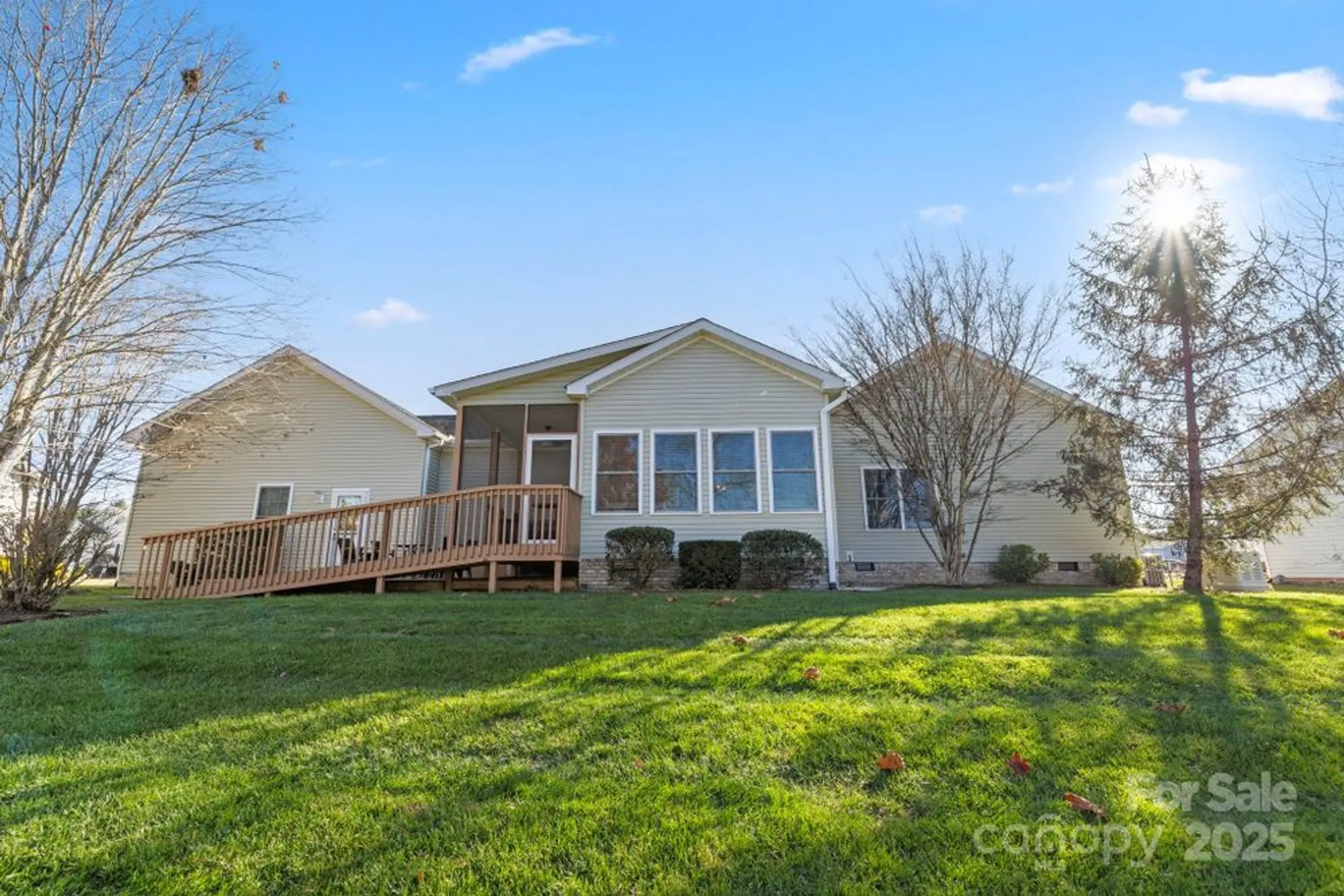 Property Slideshow image 10 of 48 | 494 riverwind dr, Hendersonville, NC, 28739