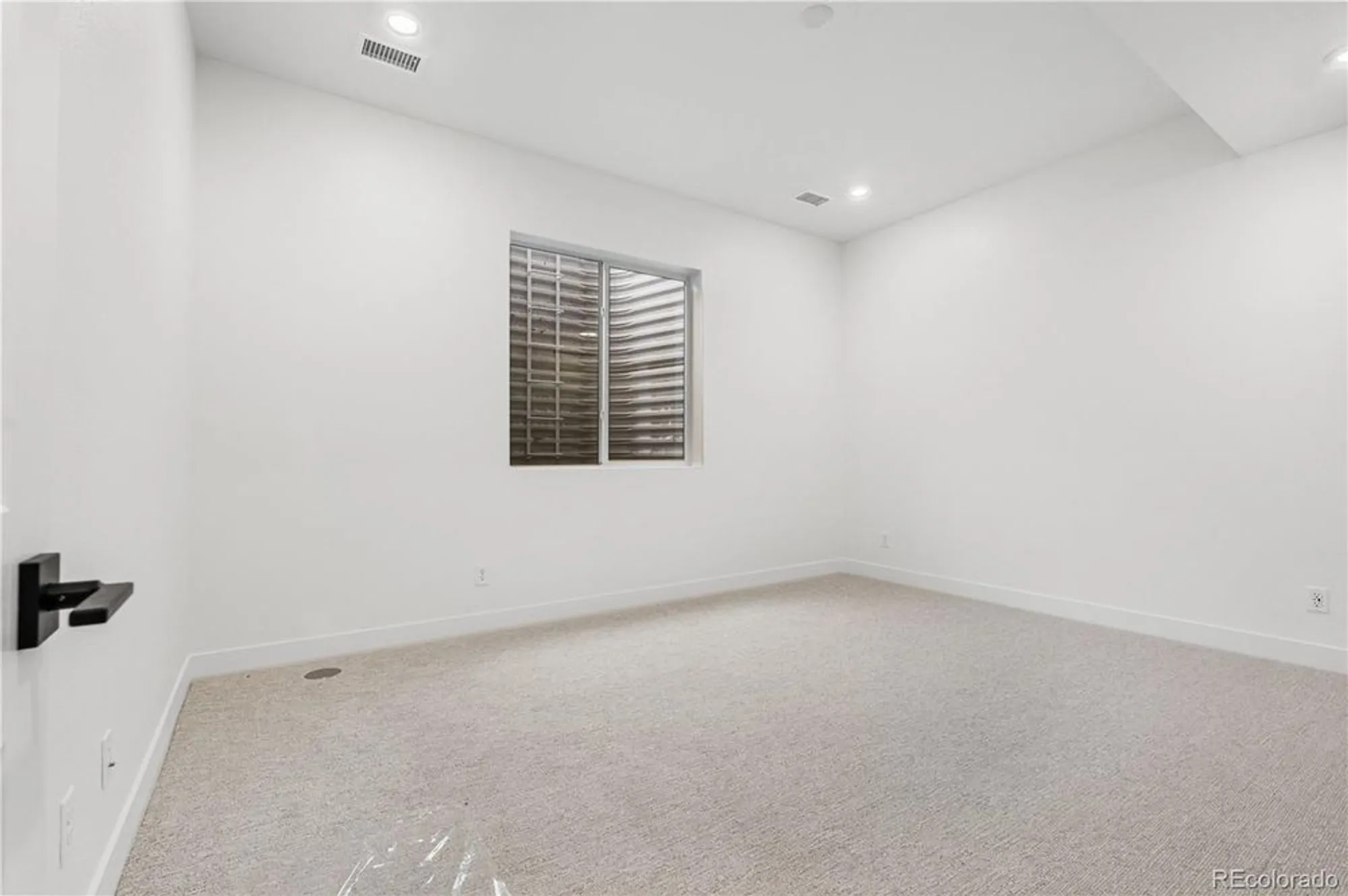 Property Slideshow image 21 of 35 | 11462 autumn moon st, Littleton, CO, 80125