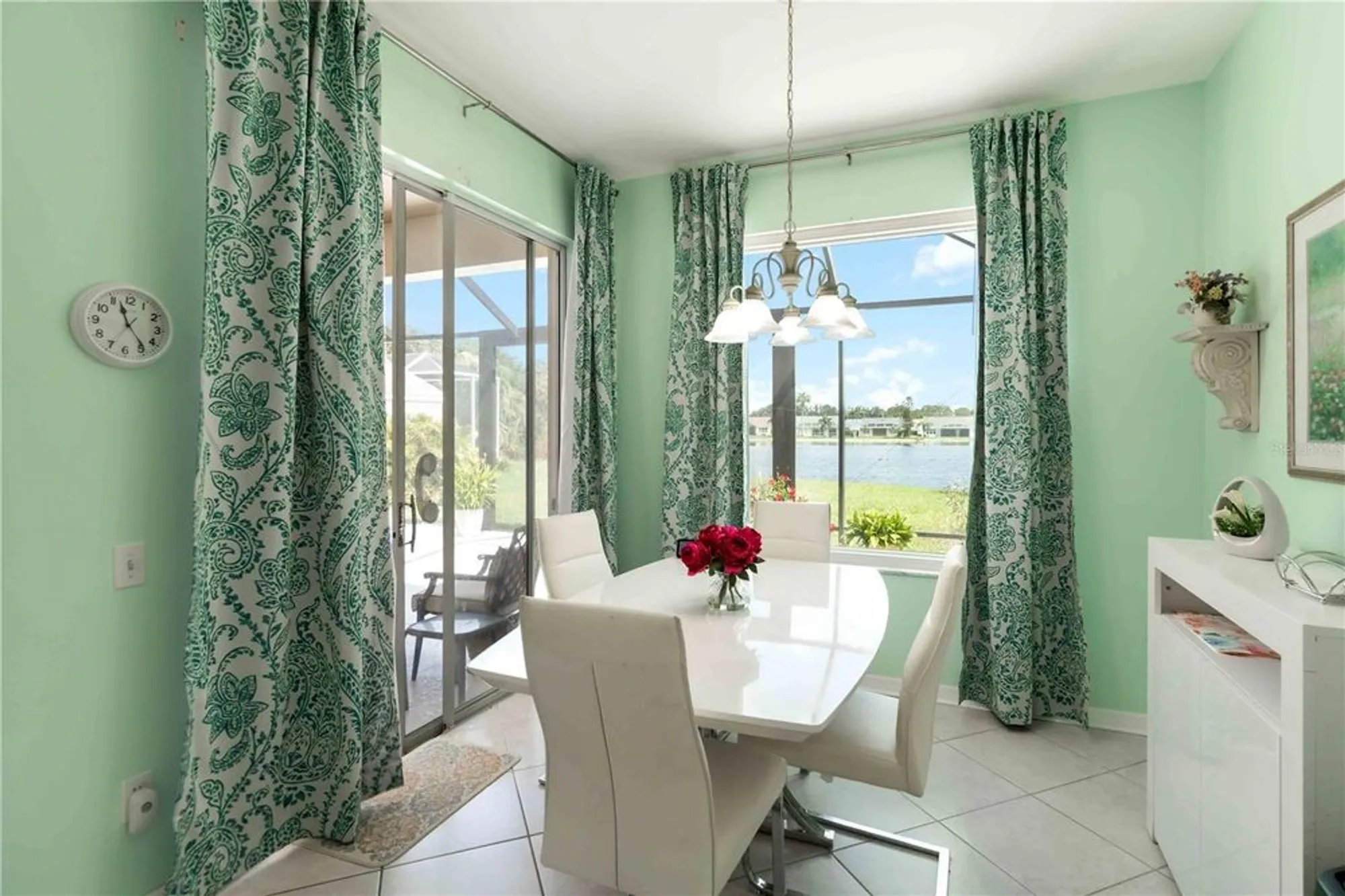 Property Slideshow image 12 of 34 | 357 fareham dr, Venice, FL, 34293