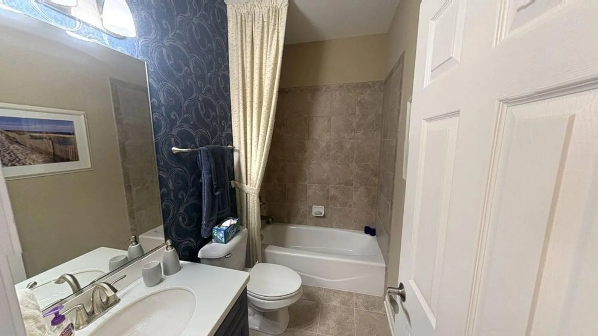 Property Slideshow image 19 of 39 | , Huntley, IL, 60142