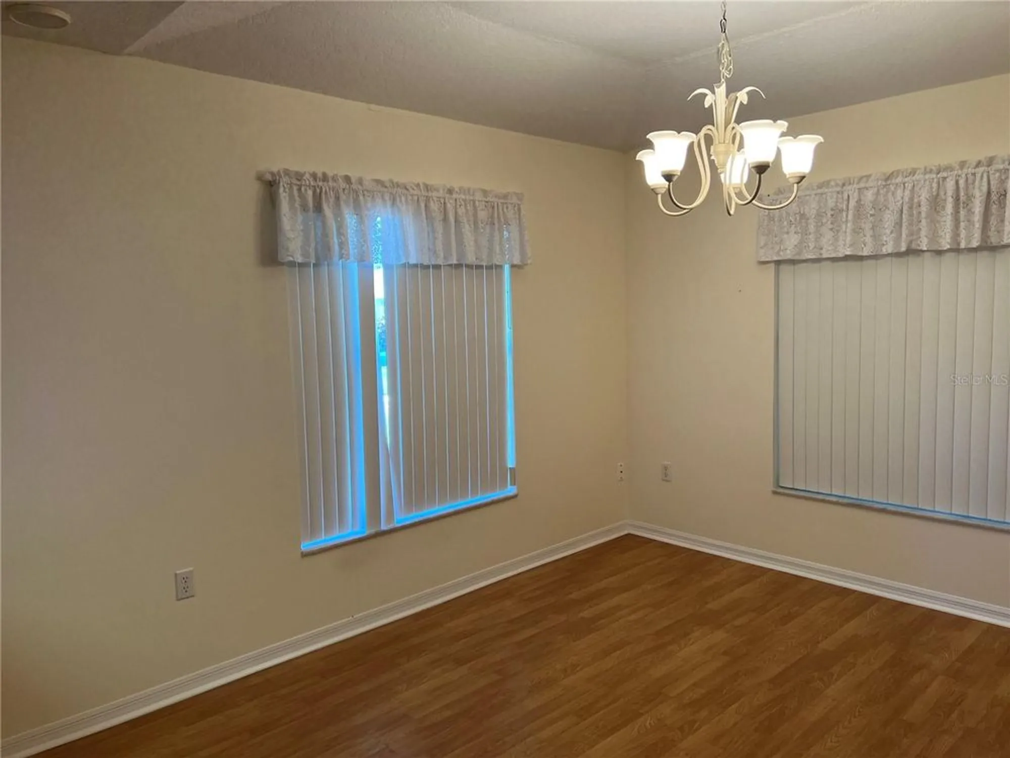 Property Slideshow image 11 of 70 | 669 waterford dr, Haines City, FL, 33844