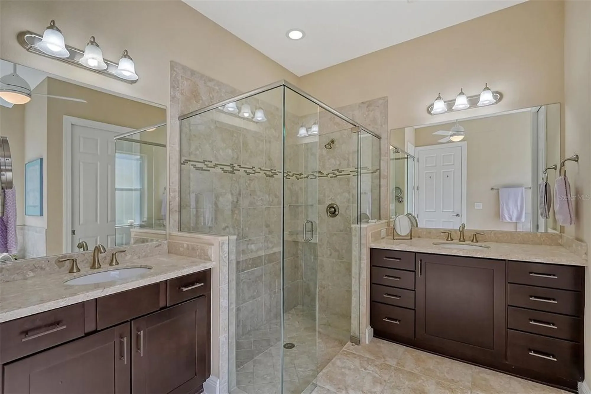 Property Slideshow image 30 of 100 | 1014 overlook ct, Bradenton, FL, 34208